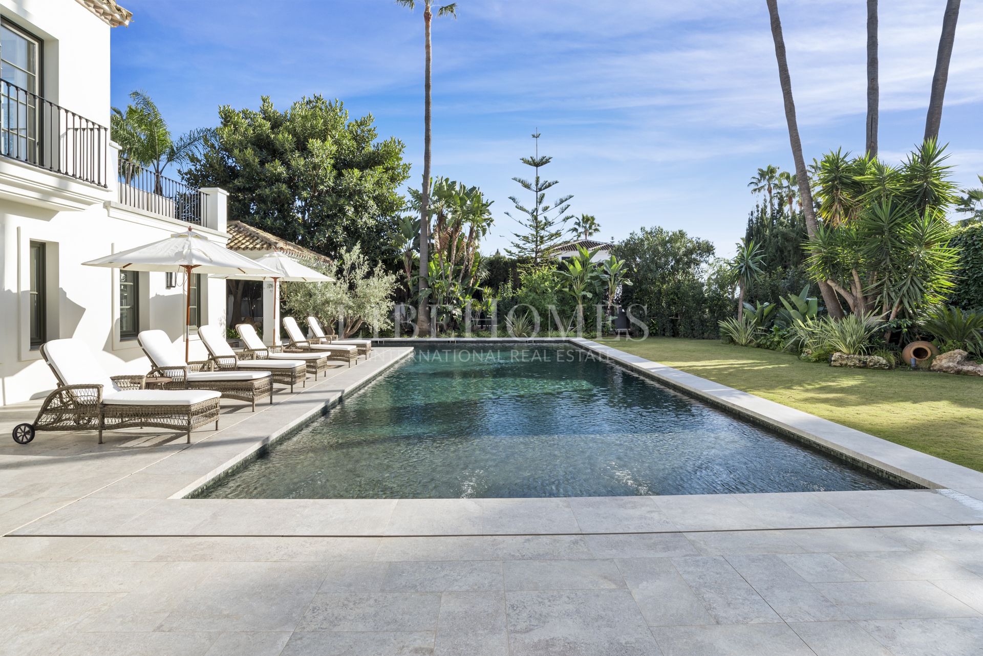 Andalusian luxury villa in the Golf Valley, Nueva Andalucia, Marbella
