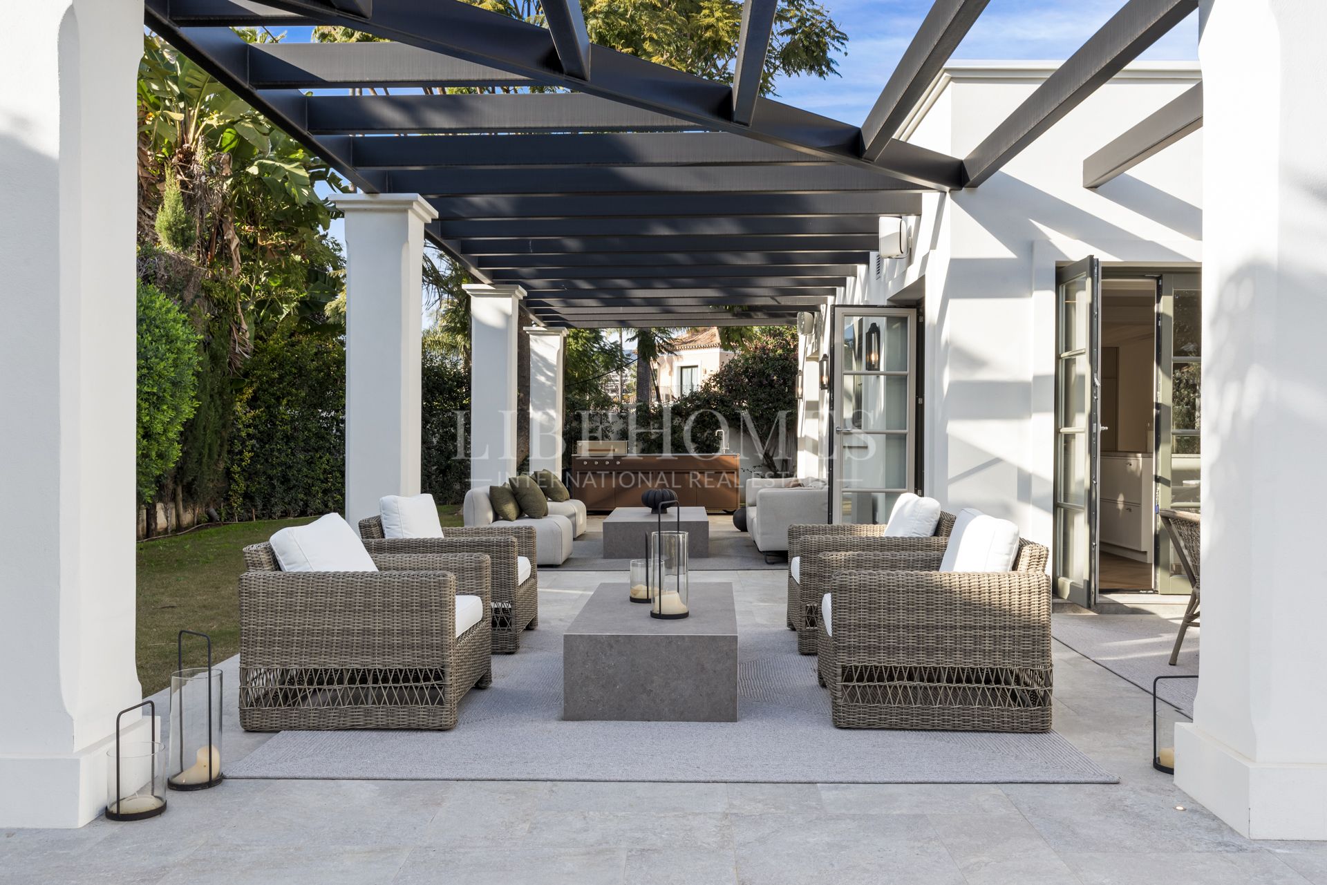 Andalusian luxury villa in the Golf Valley, Nueva Andalucia, Marbella