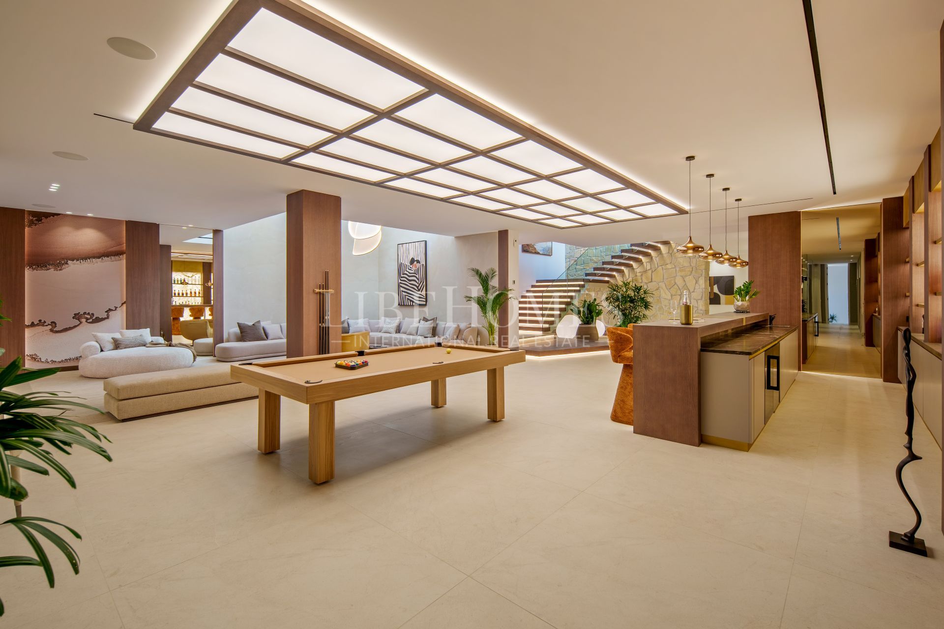 Villa contemporánea en el Valle del Golf, Nueva Andalucía, Marbella