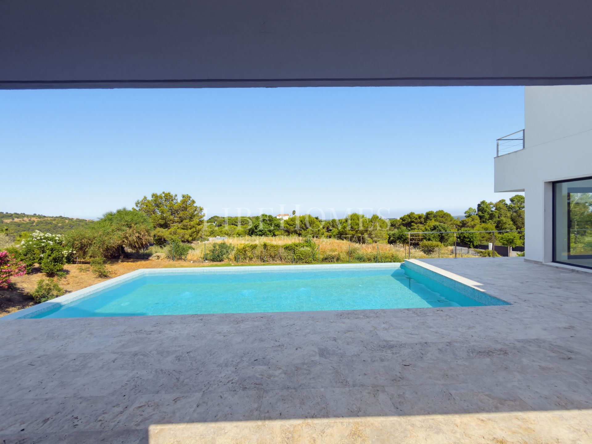 Modern villa with panoramic sea views in La Reserva, Sotogrande