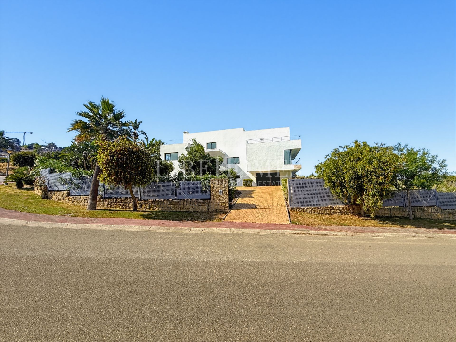 Modern villa with panoramic sea views in La Reserva, Sotogrande
