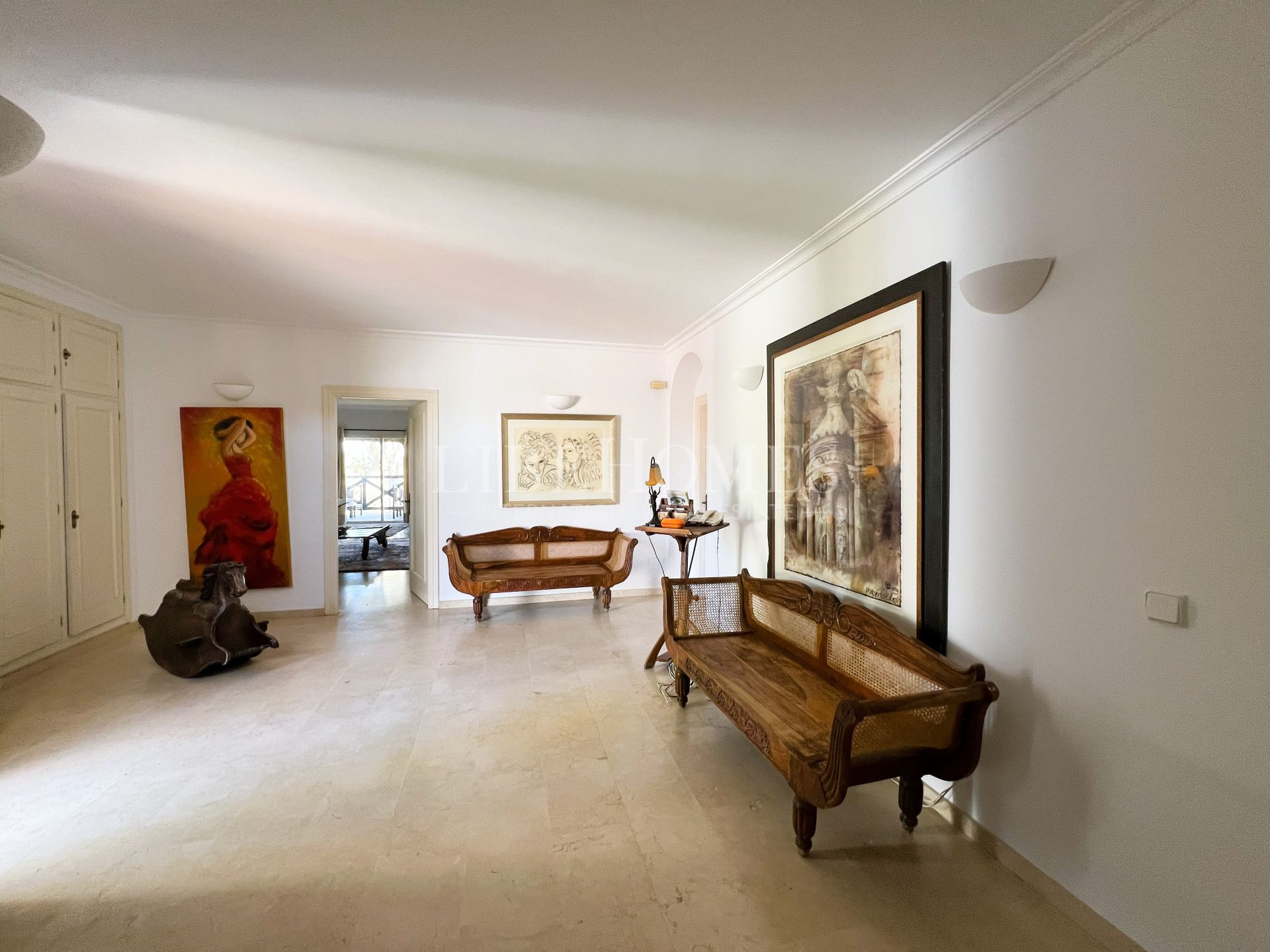 Preciosa villa de estilo colonial en Sotogrande Costa