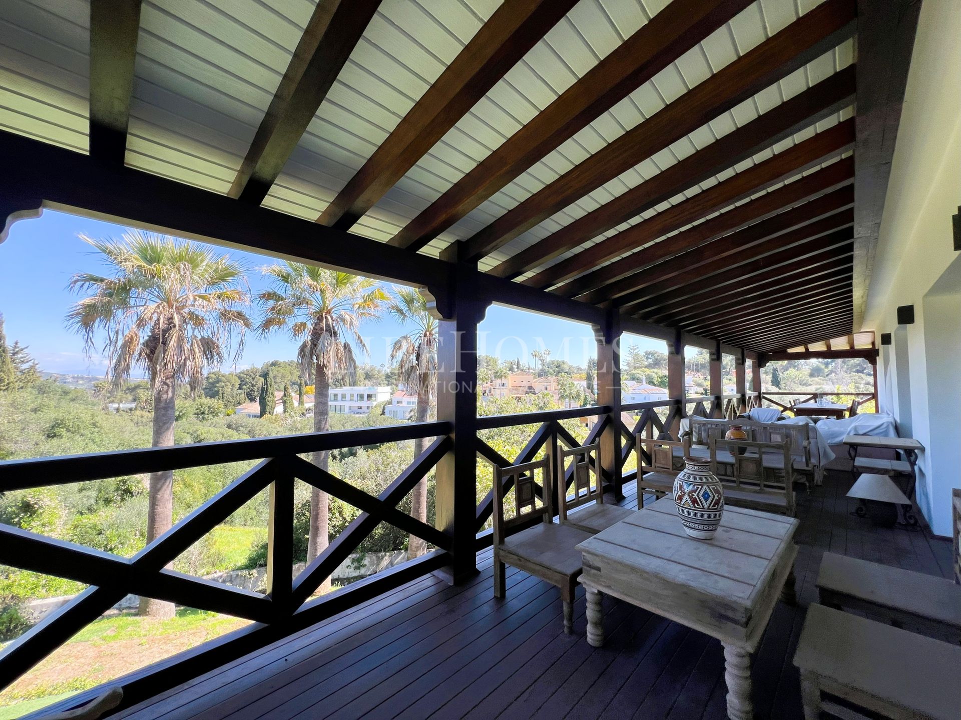 Preciosa villa de estilo colonial en Sotogrande Costa