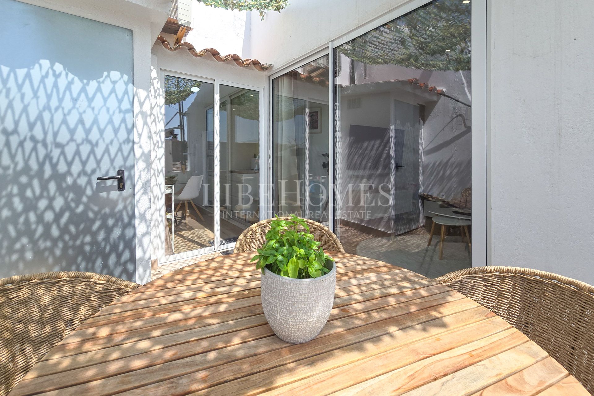 Fully renovated stone house in Garriguella village, in Costa Brava