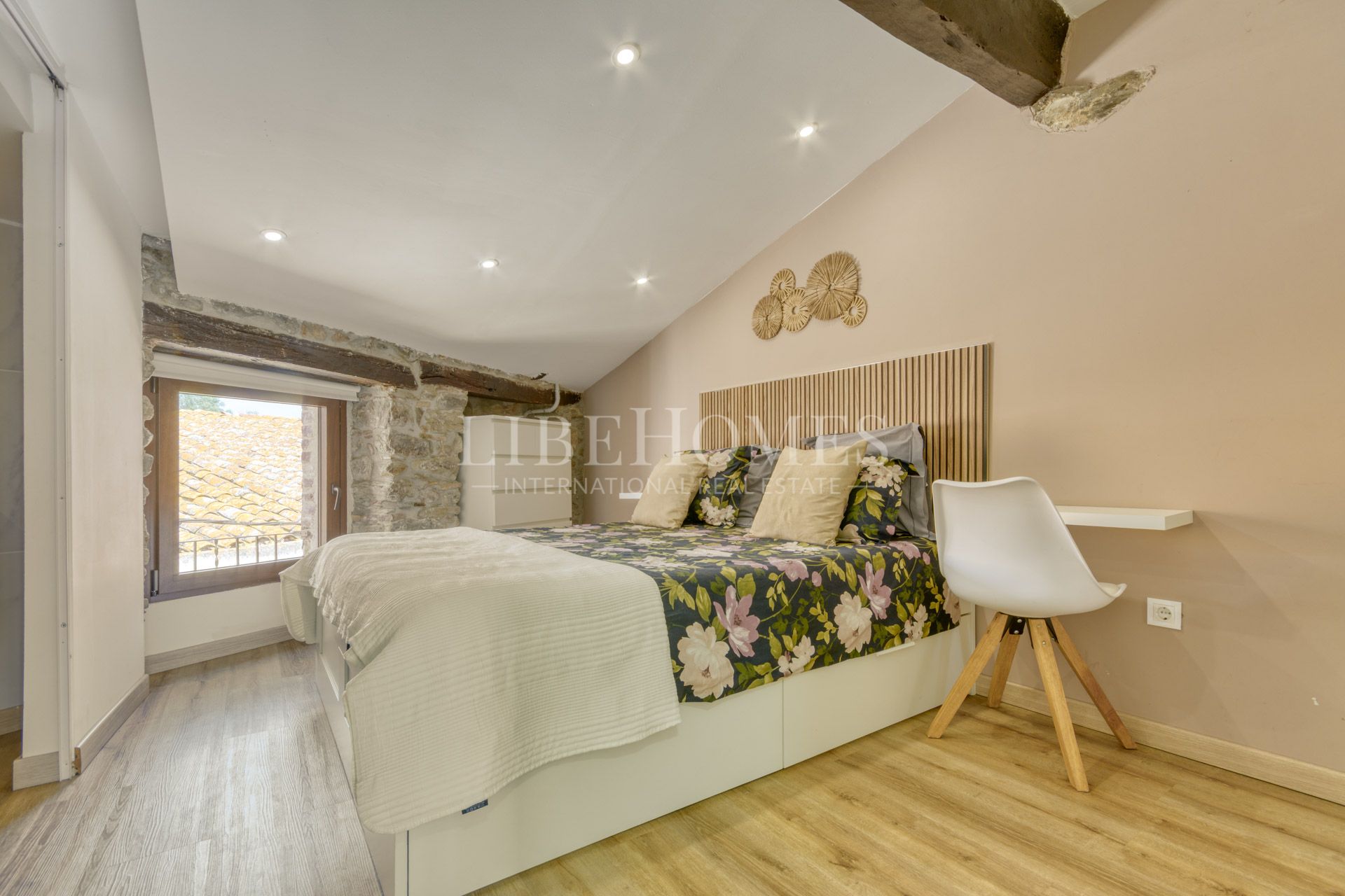 Fully renovated stone house in Garriguella village, in Costa Brava
