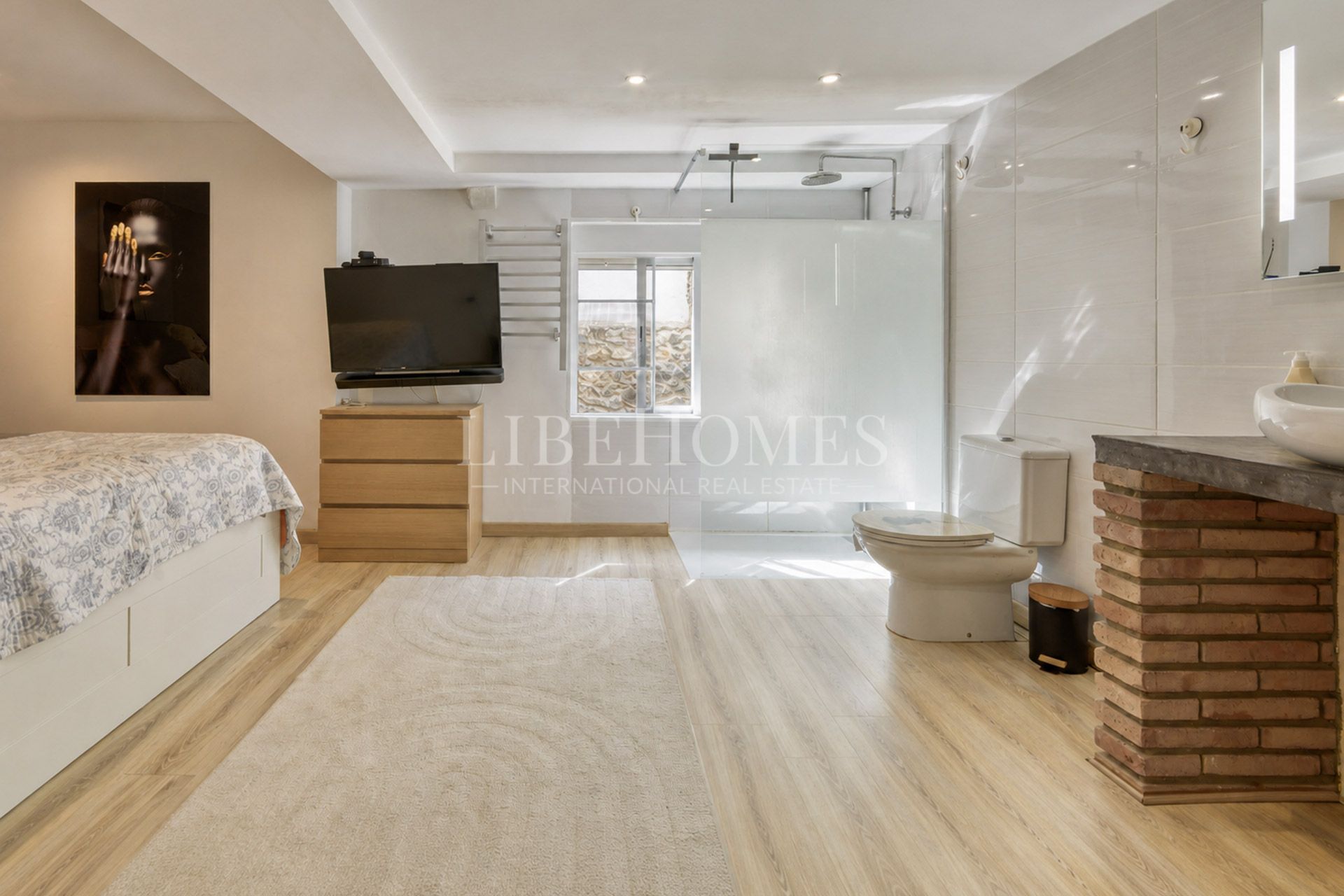 Fully renovated stone house in Garriguella village, in Costa Brava