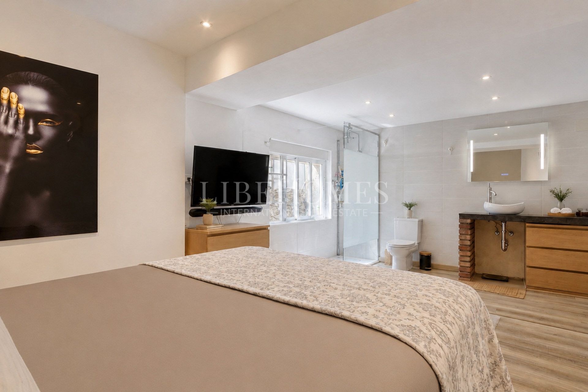 Fully renovated stone house in Garriguella village, in Costa Brava
