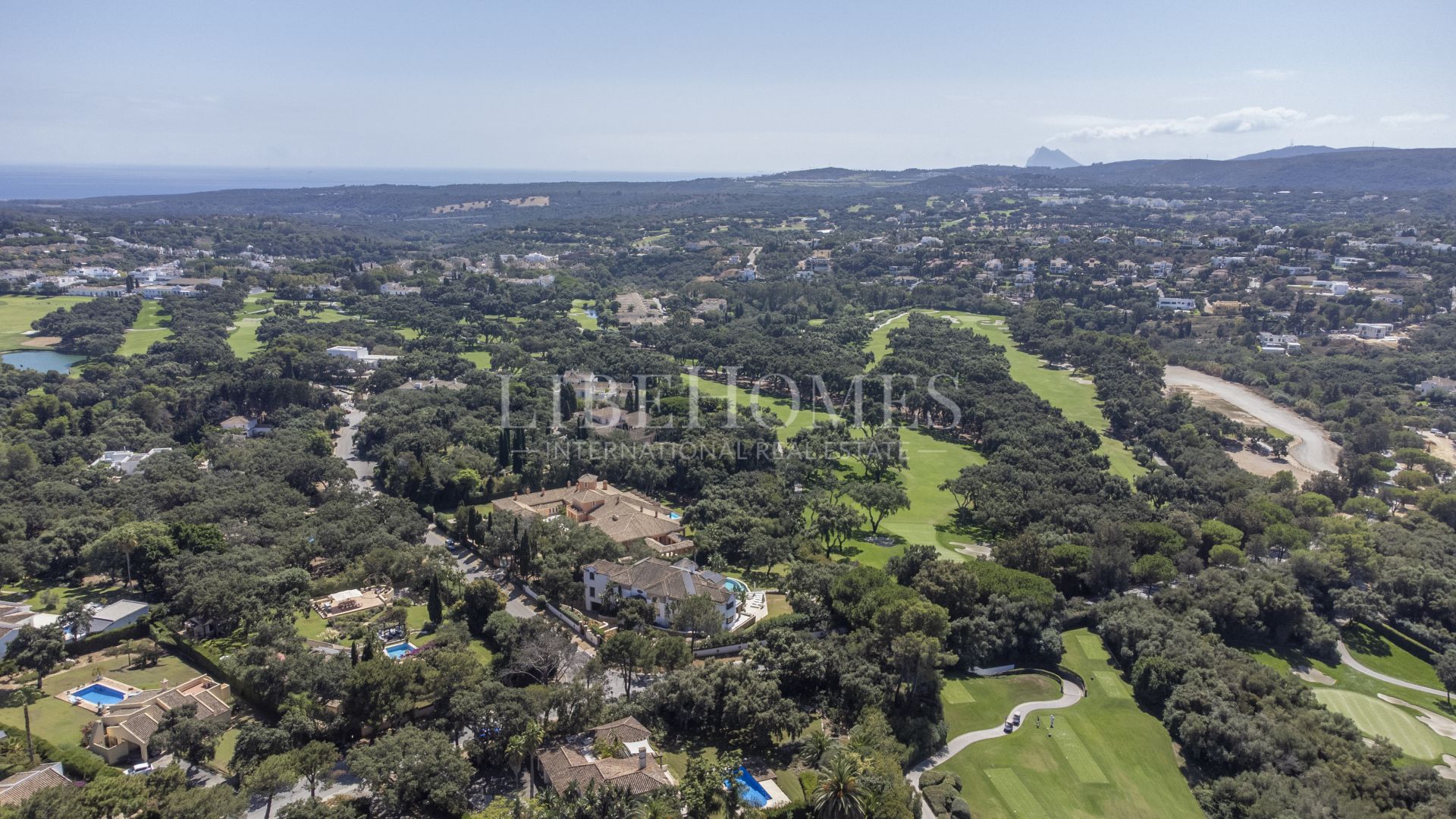 Andalusian villa next to the Real Club de Golf Valderrama, Sotogrande