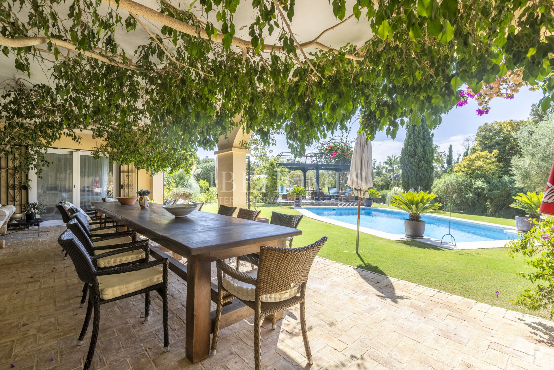 Andalusian villa next to the Real Club de Golf Valderrama, Sotogrande