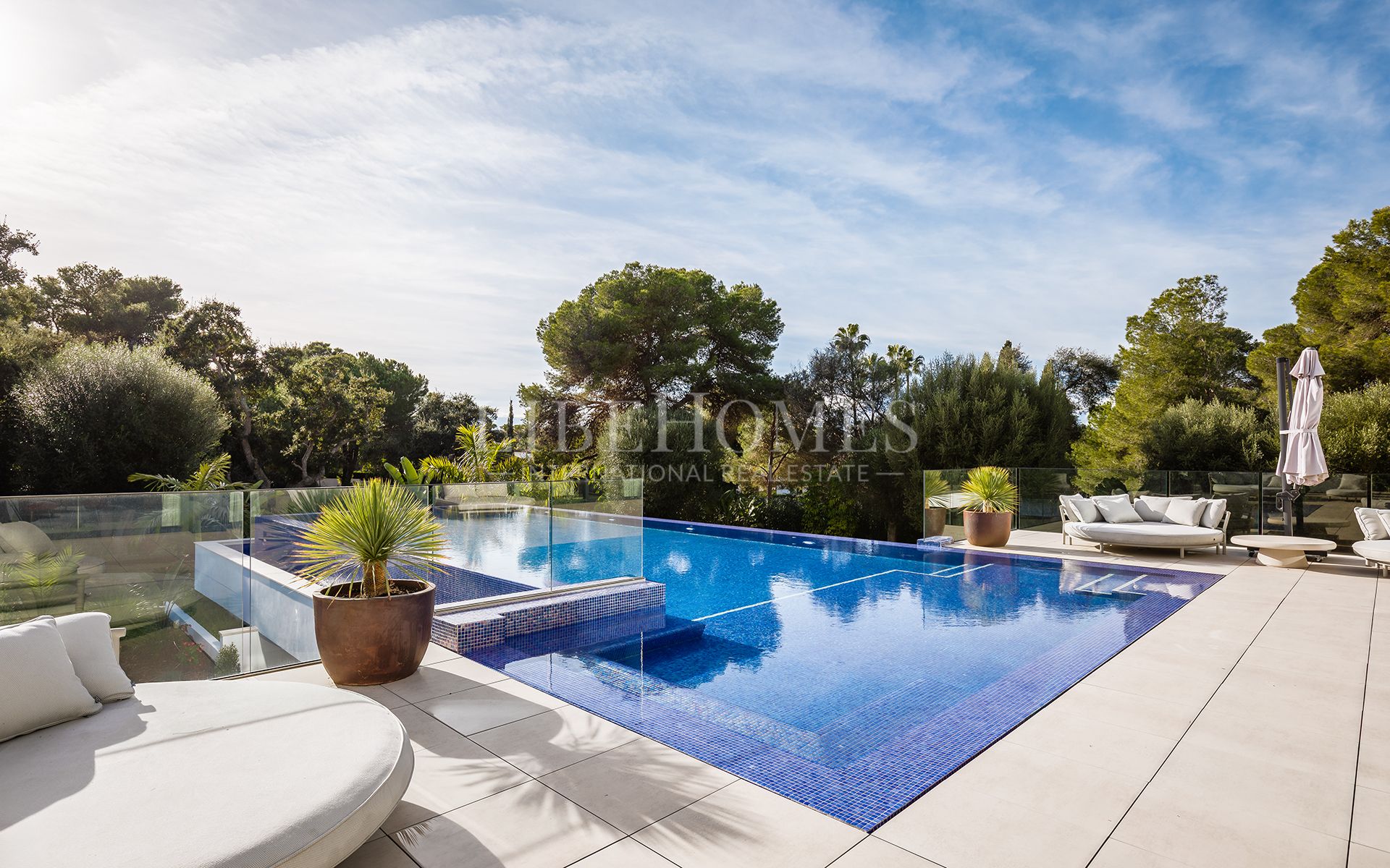 Villa moderna en el exclusivo enclave de Kings and Queens, Sotogrande