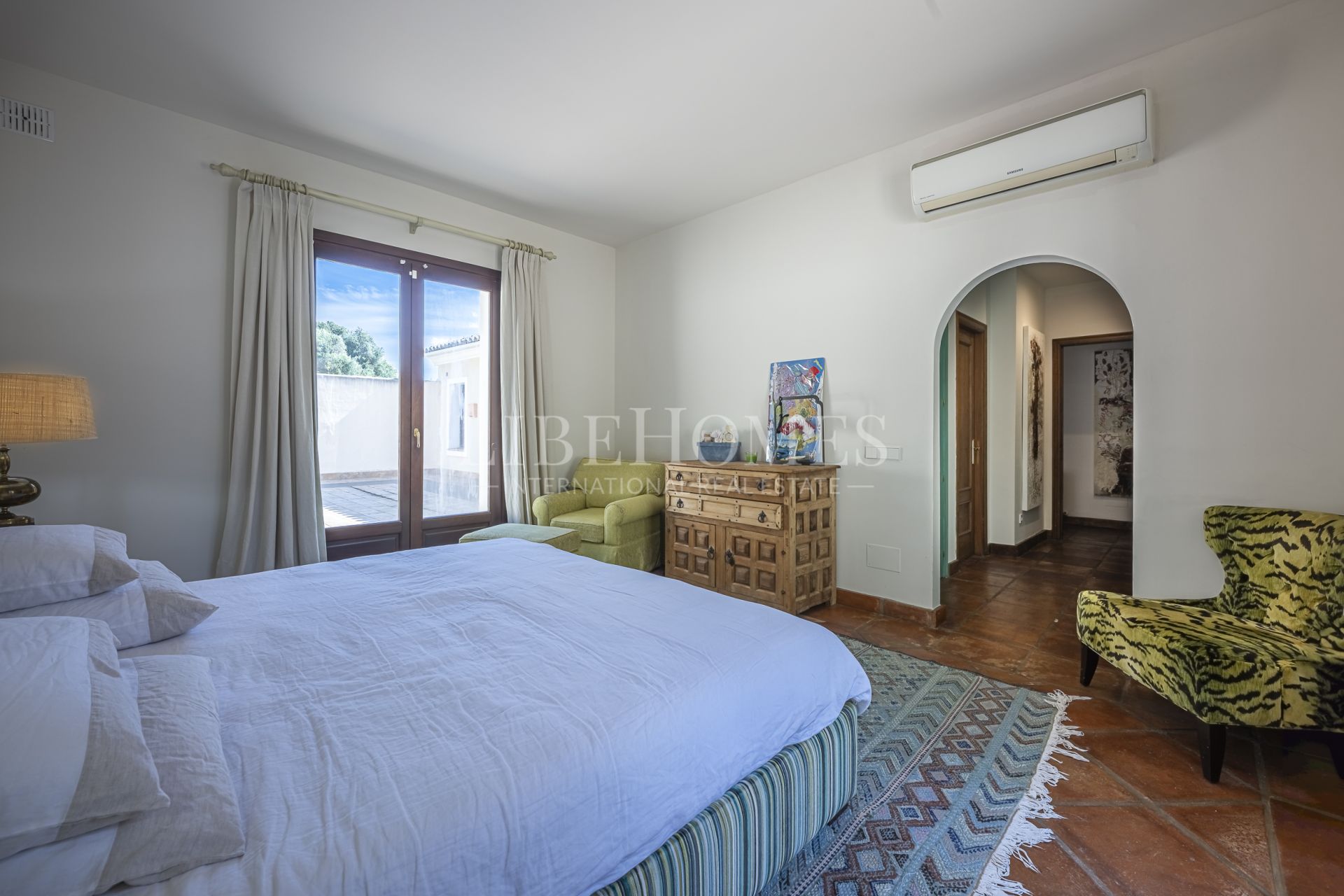 Preciosa villa andaluza en la prestigiosa Zona F de Sotogrande