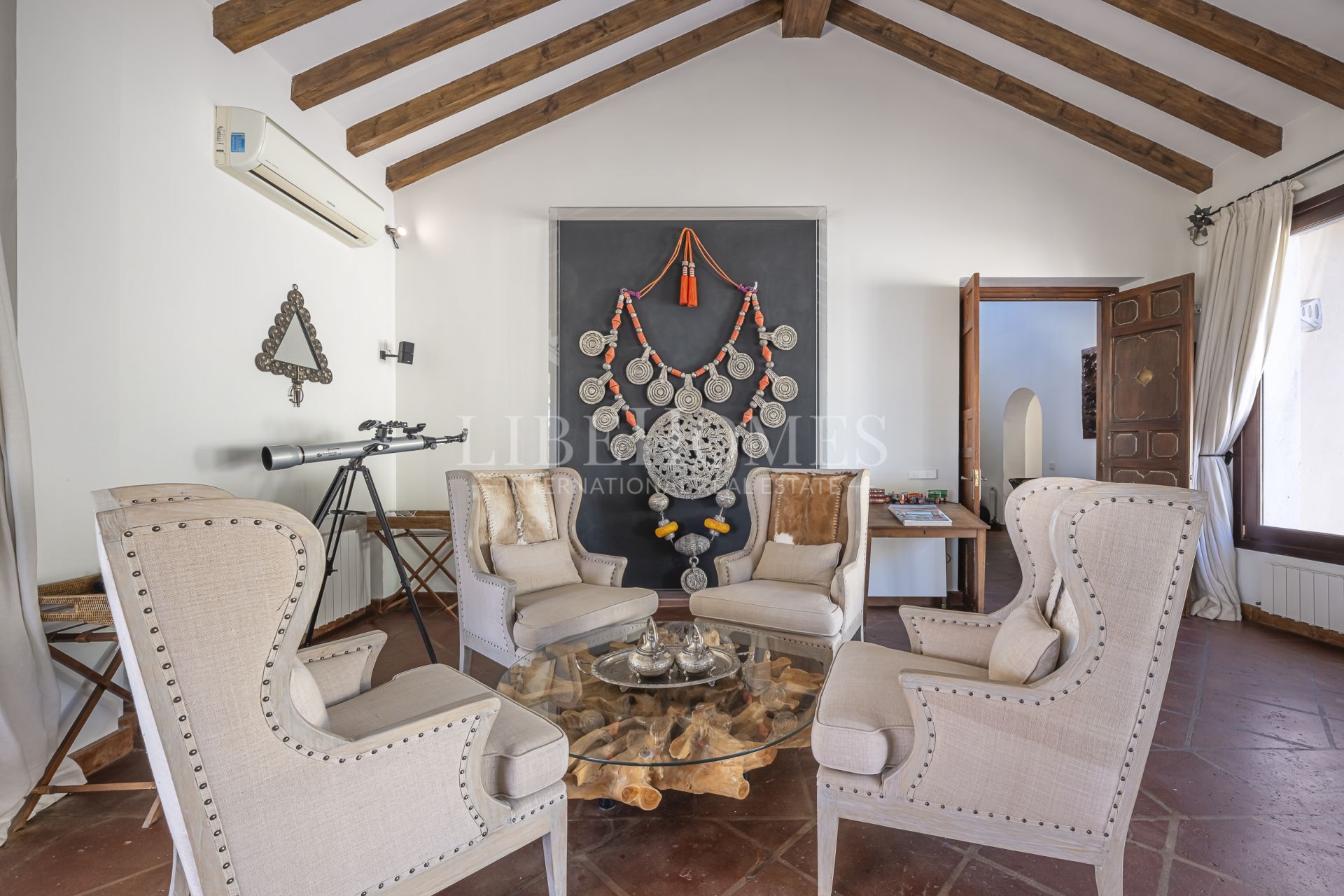 Preciosa villa andaluza en la prestigiosa Zona F de Sotogrande