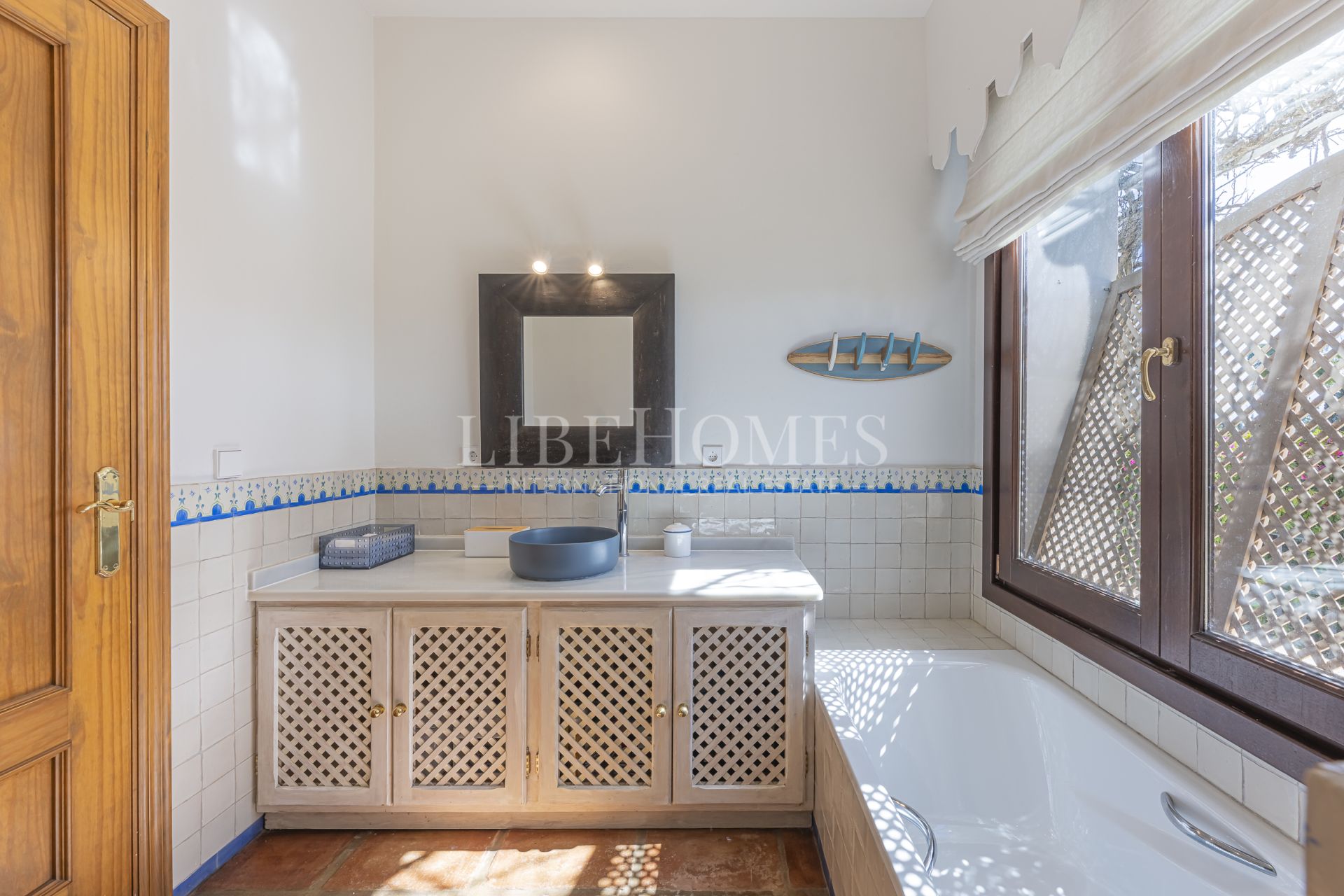 Preciosa villa andaluza en la prestigiosa Zona F de Sotogrande