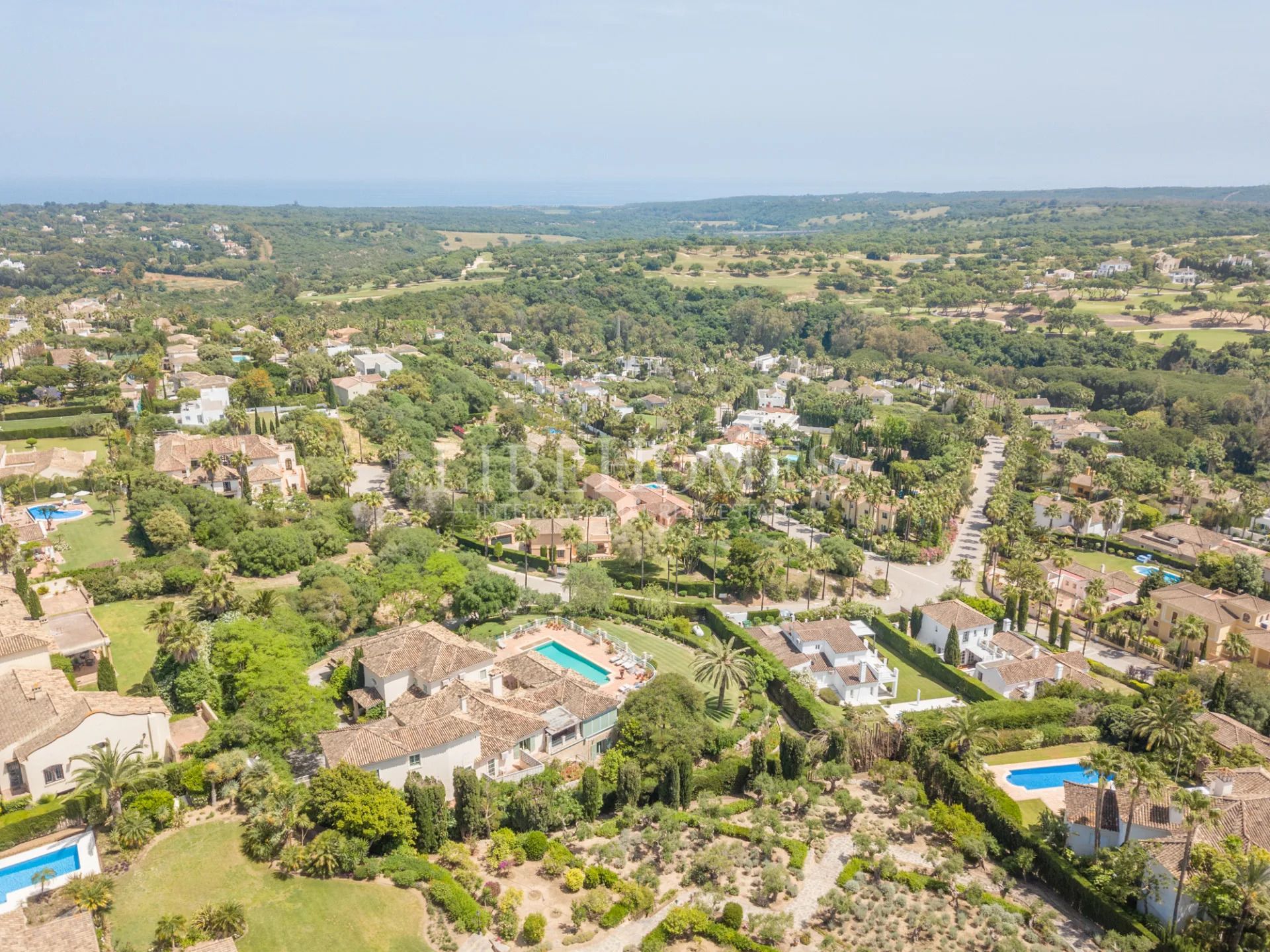 Villa de 9 habitaciones con vistas panorámicas en Sotogrande Alto