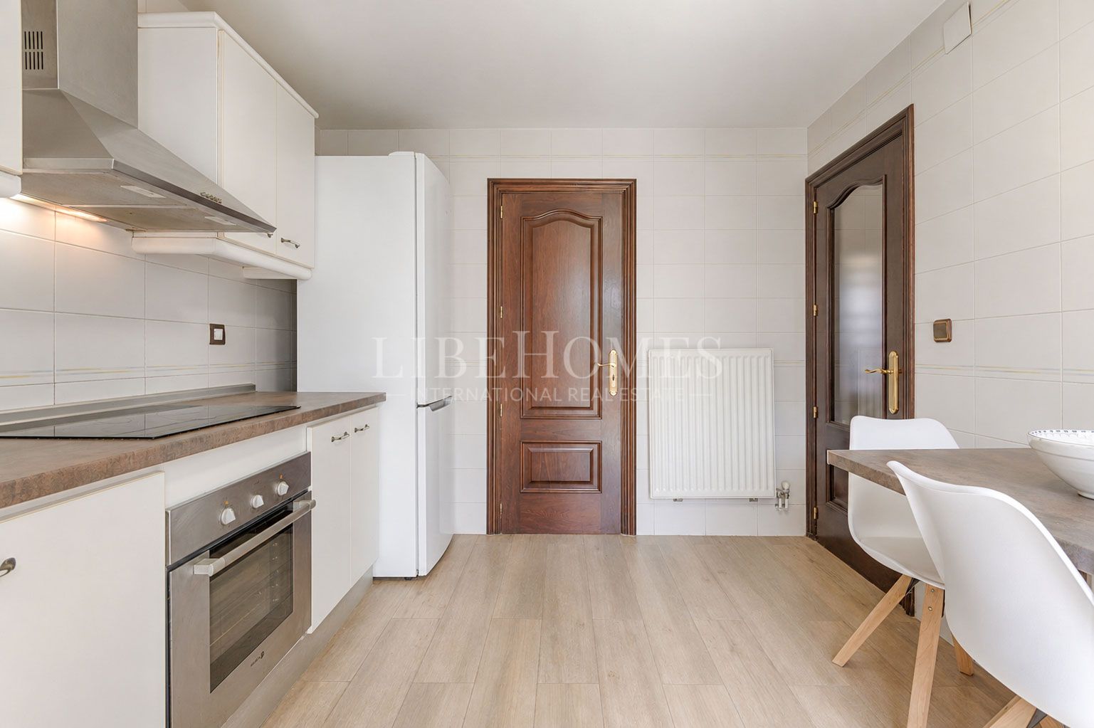 Cozy semi-detached house within walking distance of Figueres center