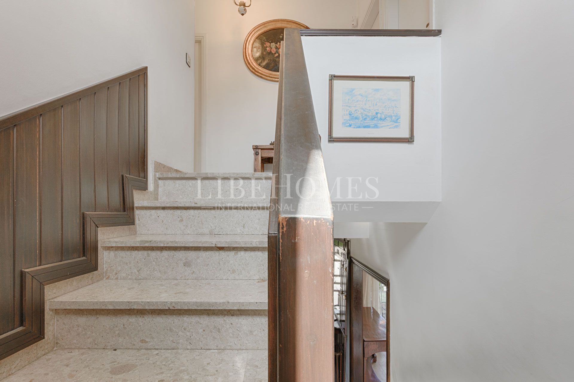Cozy semi-detached house within walking distance of Figueres center