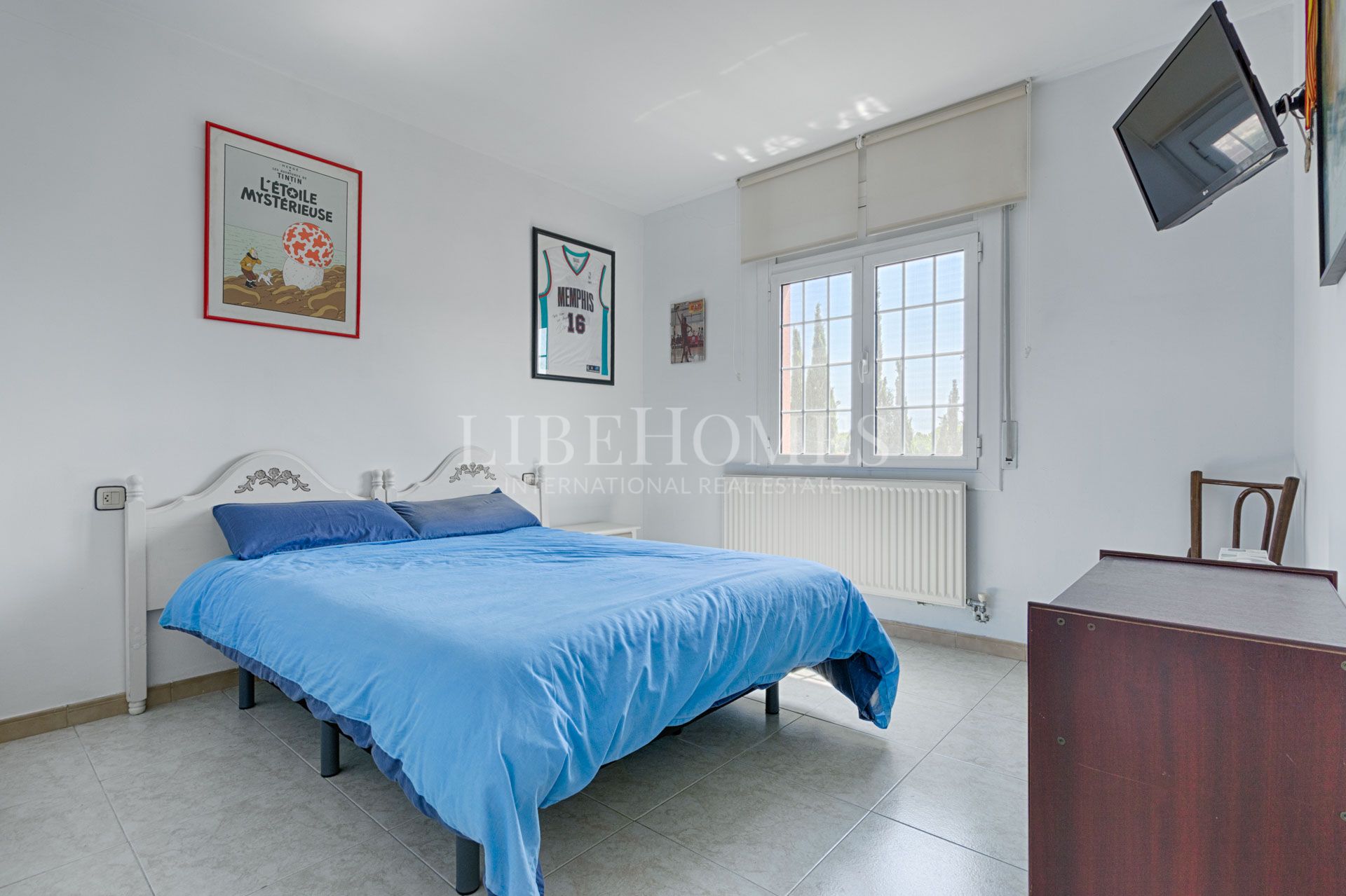 Cozy semi-detached house within walking distance of Figueres center