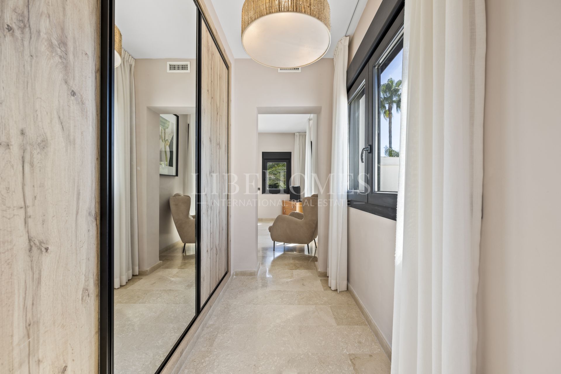 Villa moderne au charme andalou à Paraíso Alto, Benahavis