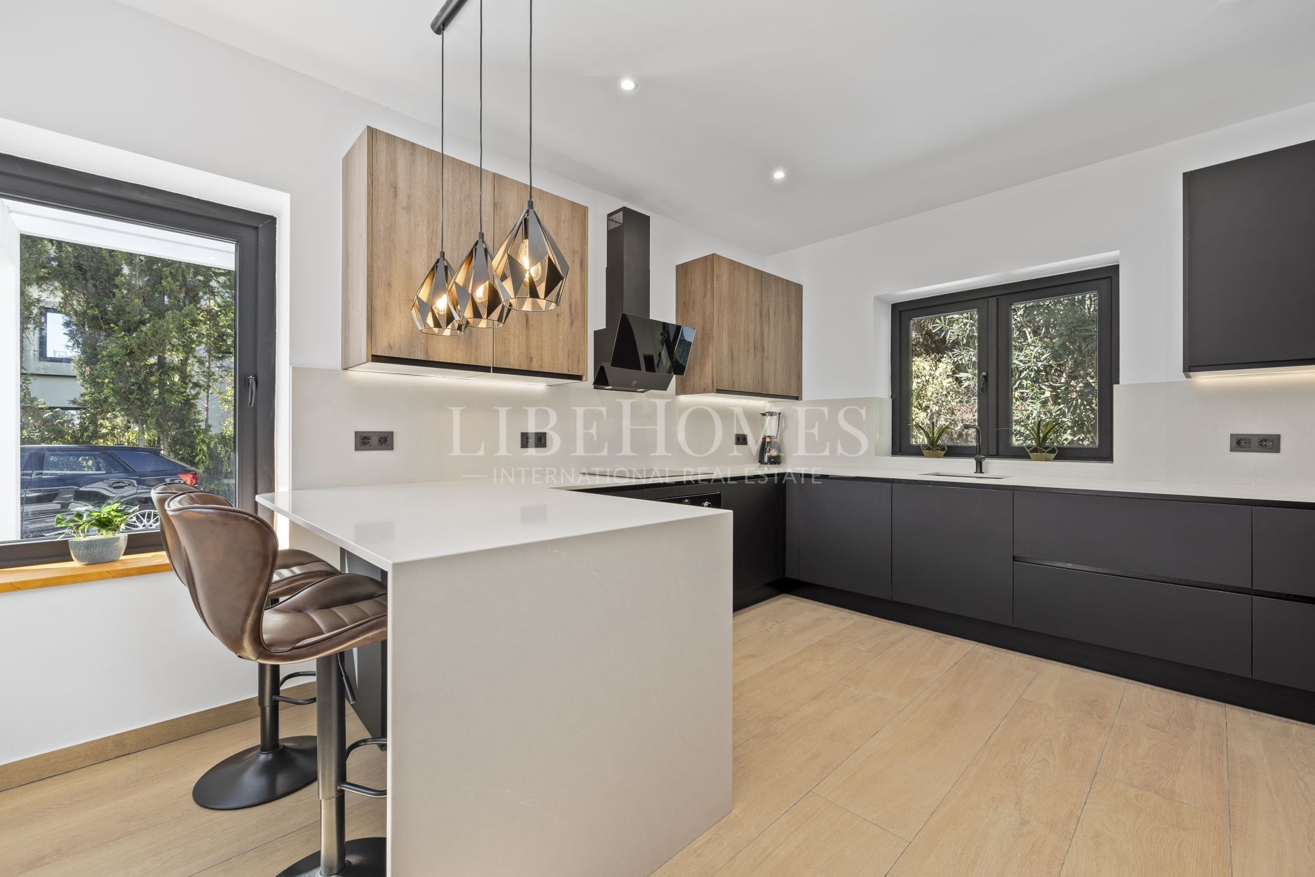 Villa moderne au charme andalou à Paraíso Alto, Benahavis