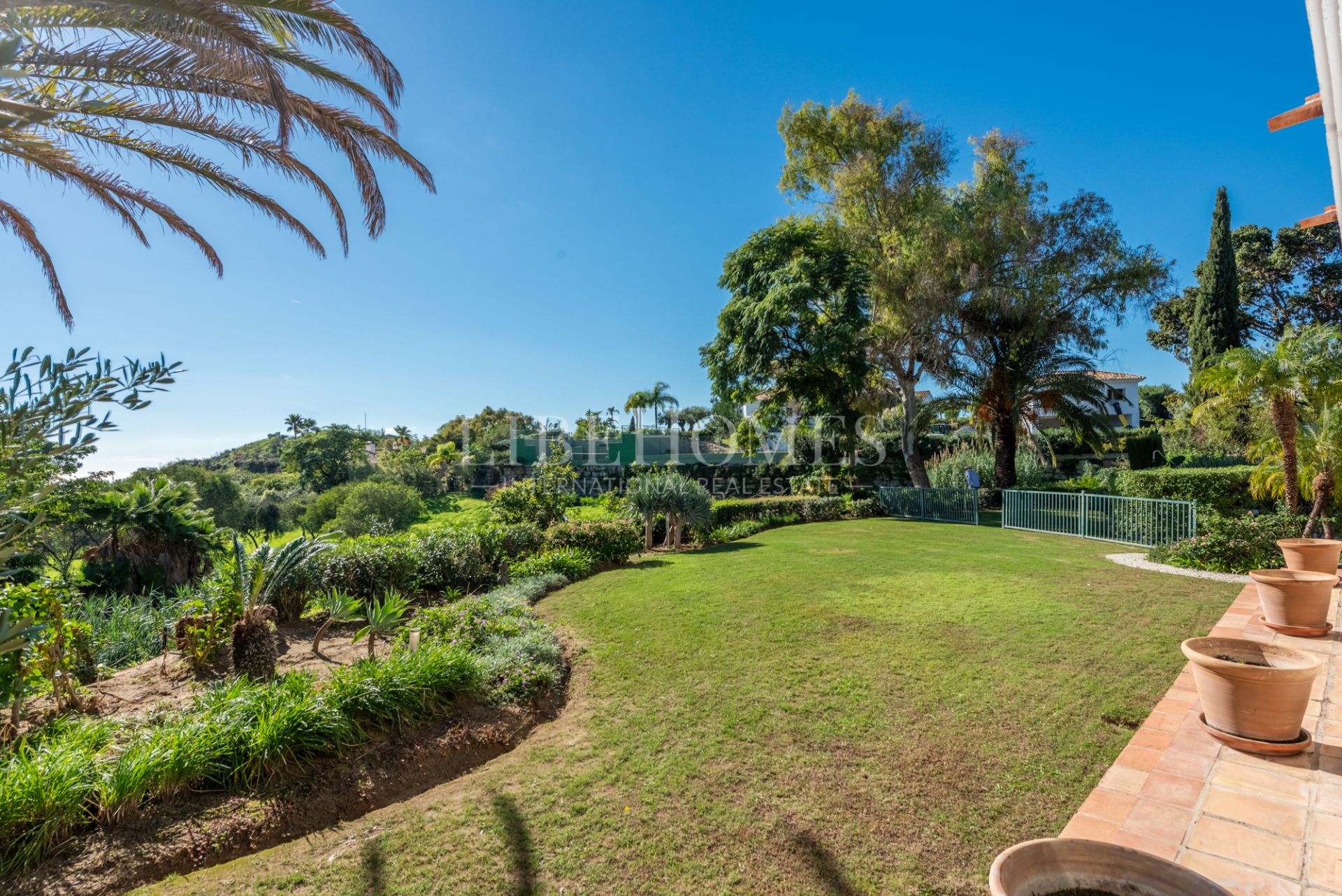 Вилла на продажу в Vega del Colorado, Бенахавис