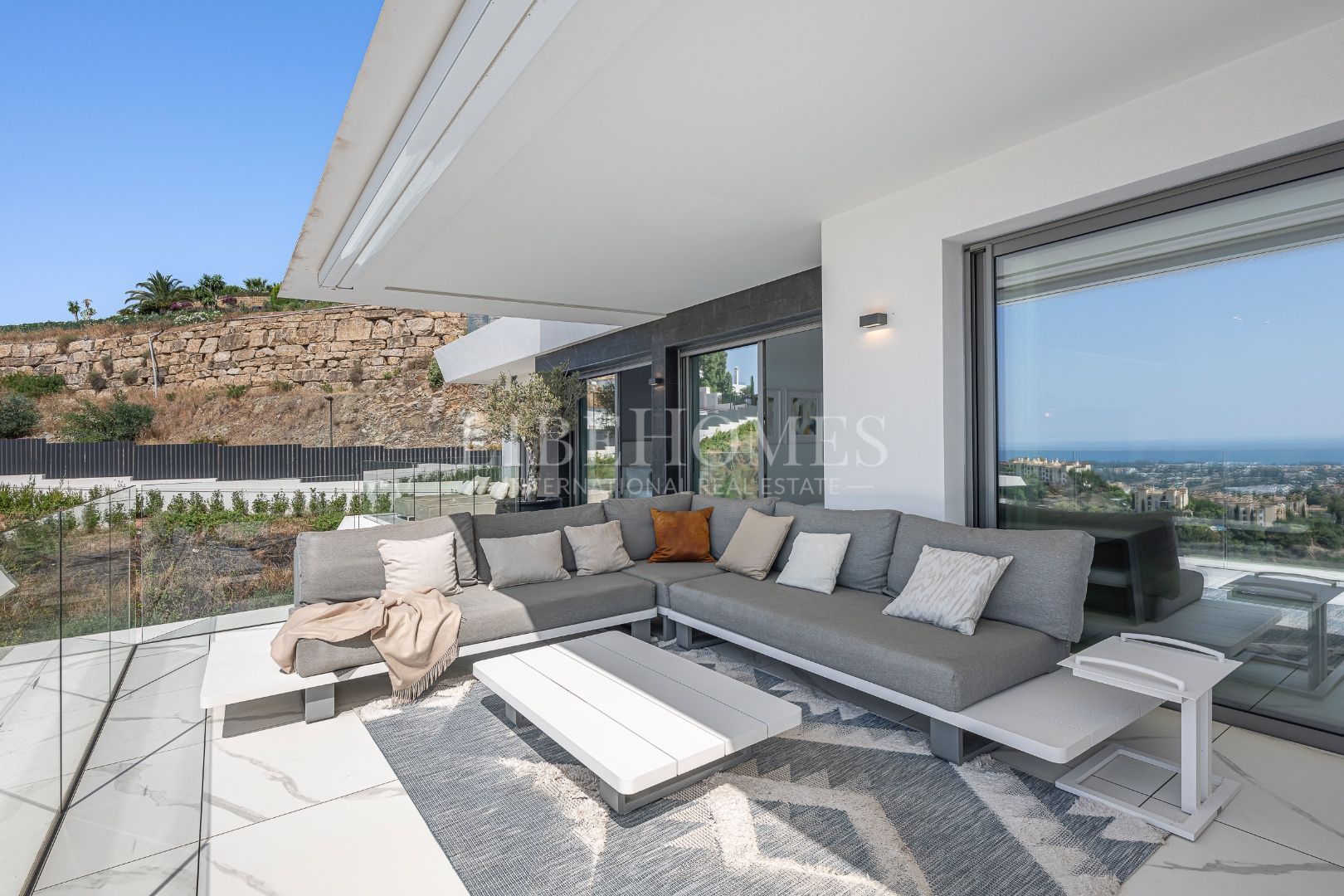 Апартамент на продажу в Byu Hills, Бенахавис