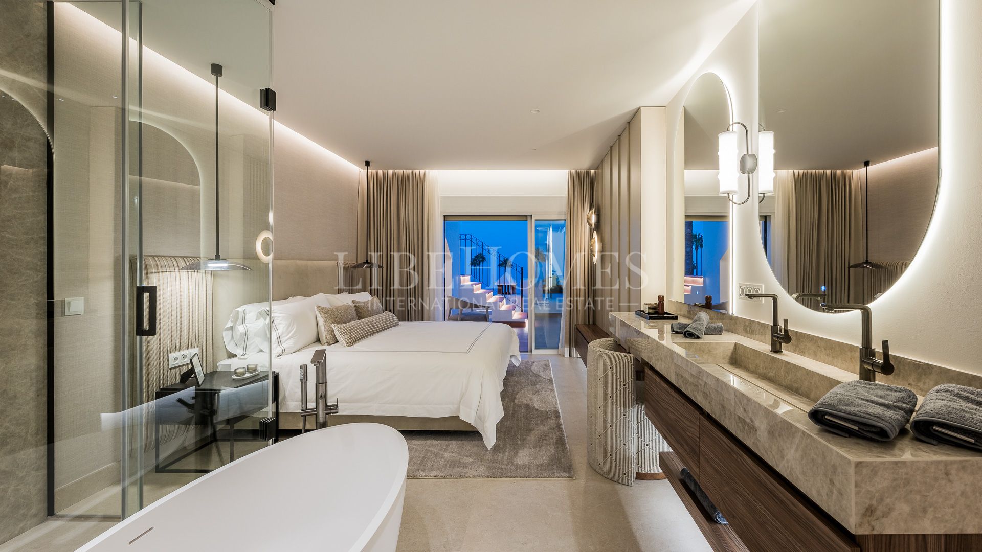 Beachfront penthouse with sea views, New Golden Mile, Estepona