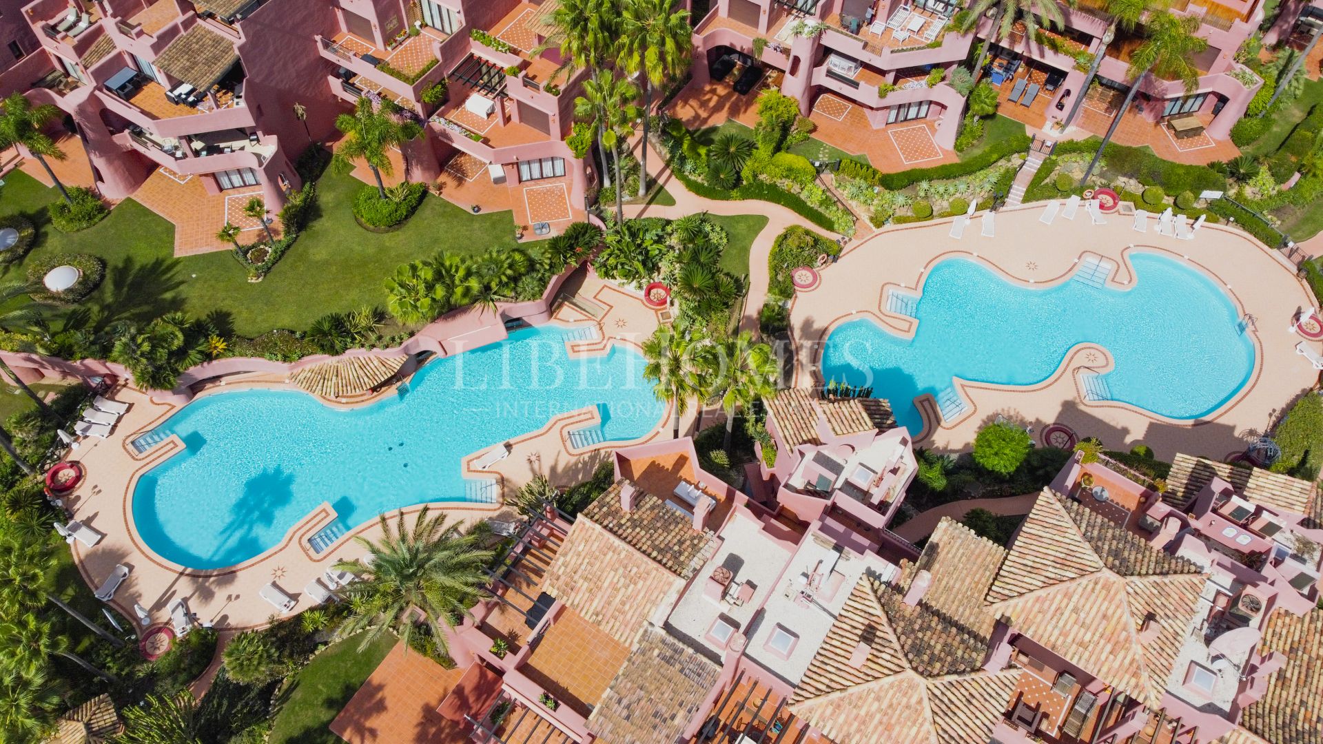 Appartement de luxe au rez-de-chaussée, New Golden Mile, Estepona