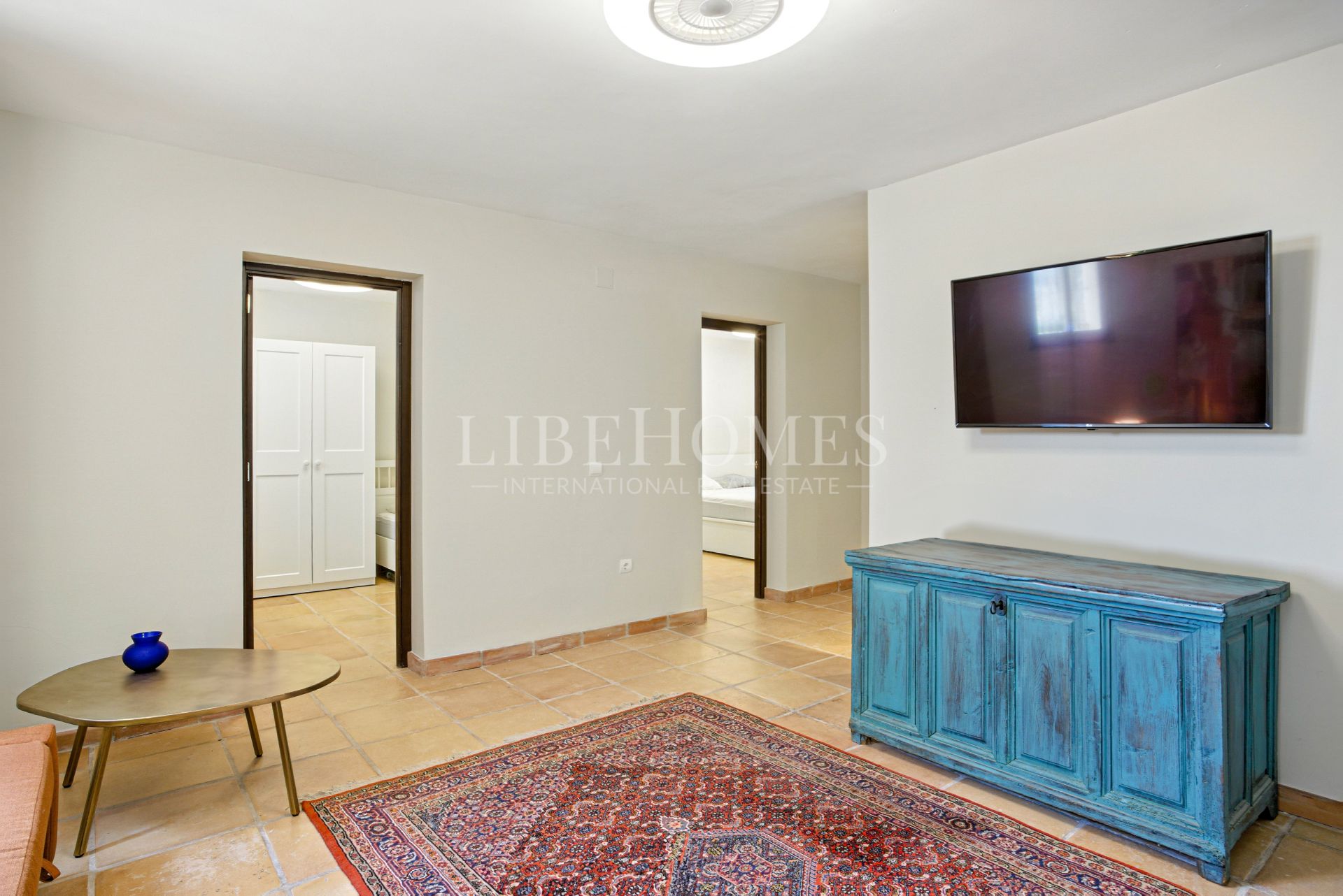 Вилла на продажу в Estepona Hills, Эстепона (вся)