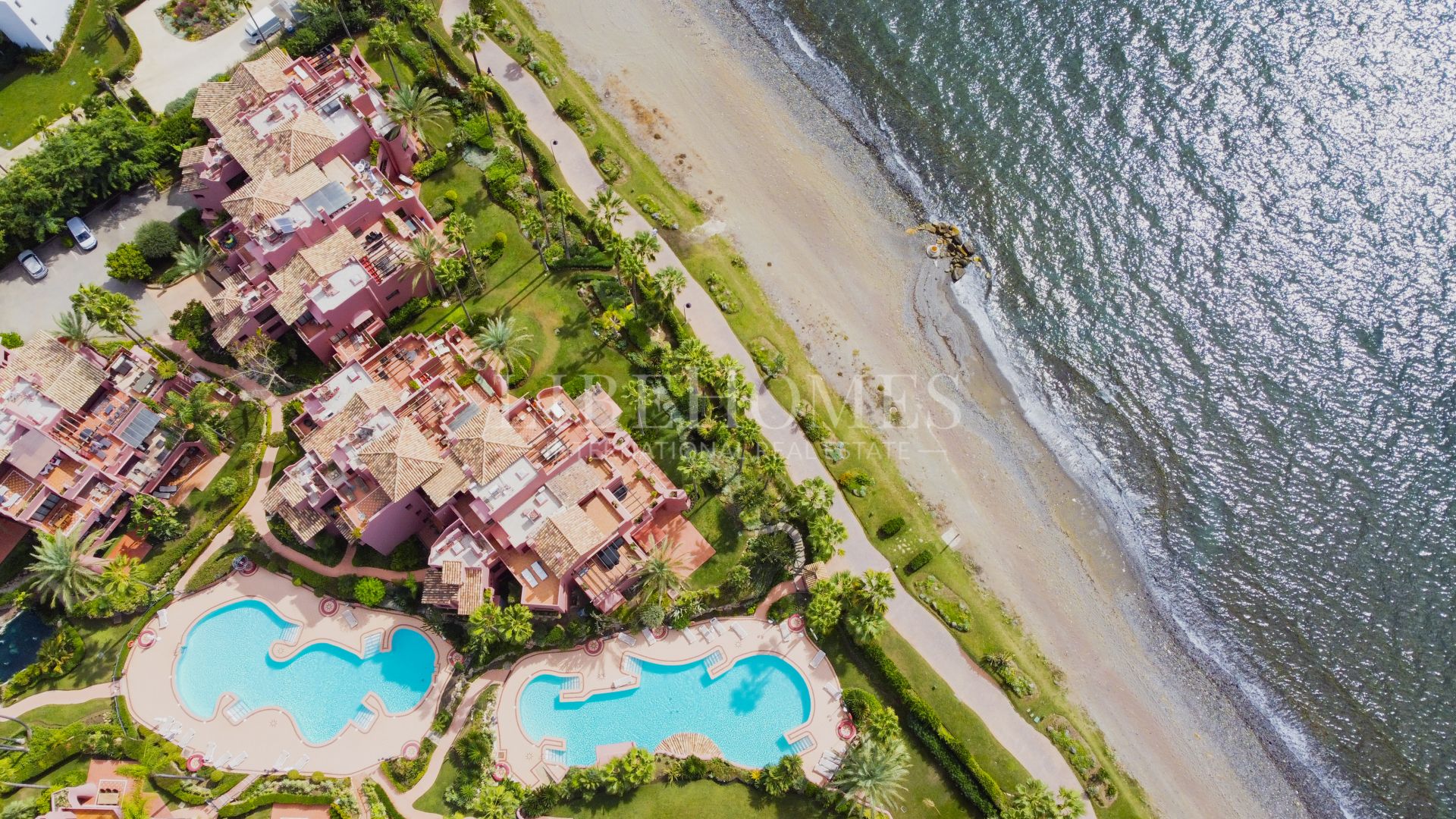 Duplex penthouse, 1ère ligne plage, vue mer, New Golden Mile, Estepona