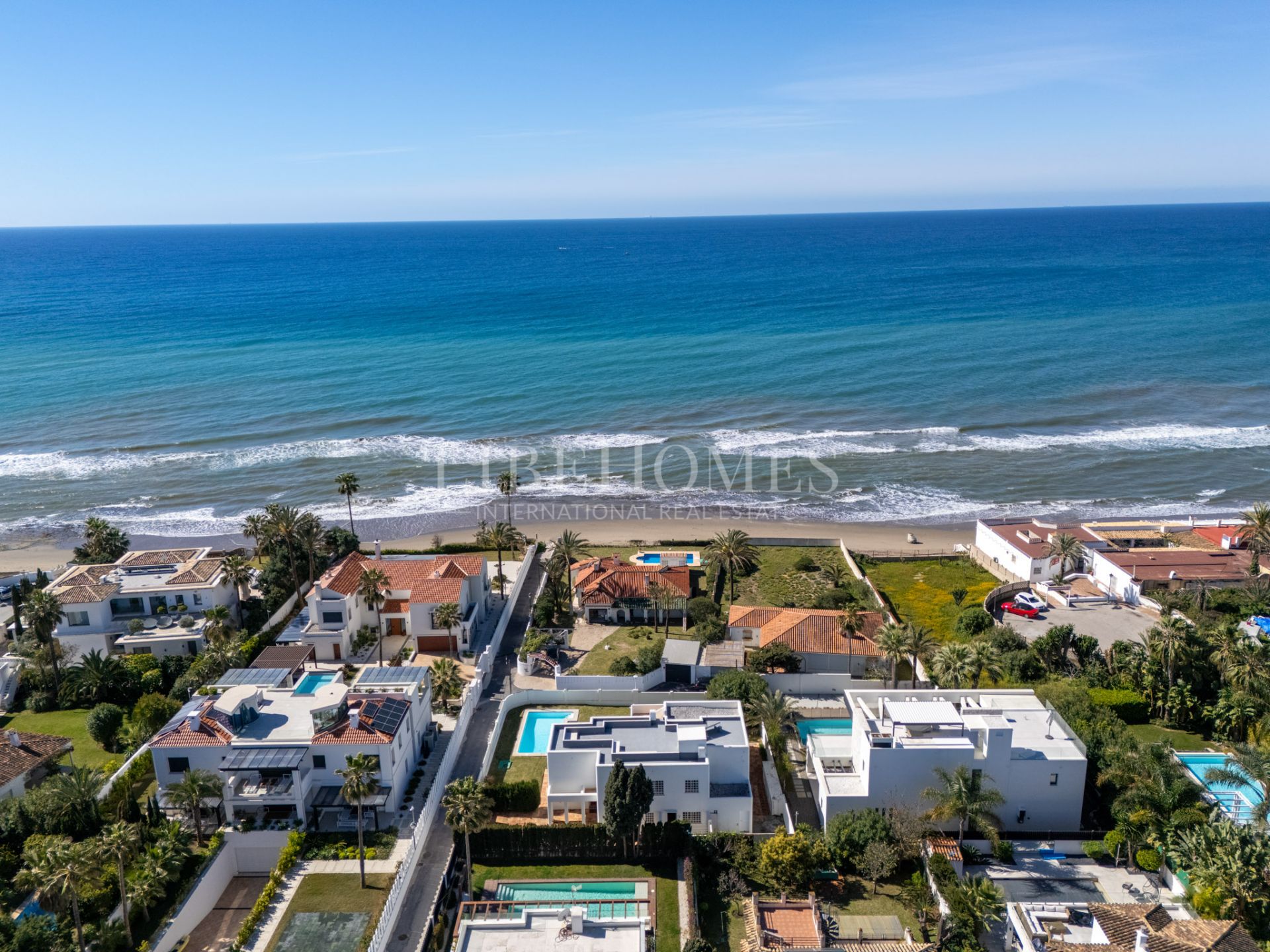 Вилла на продажу в Marbesa, Восточная Марбелья