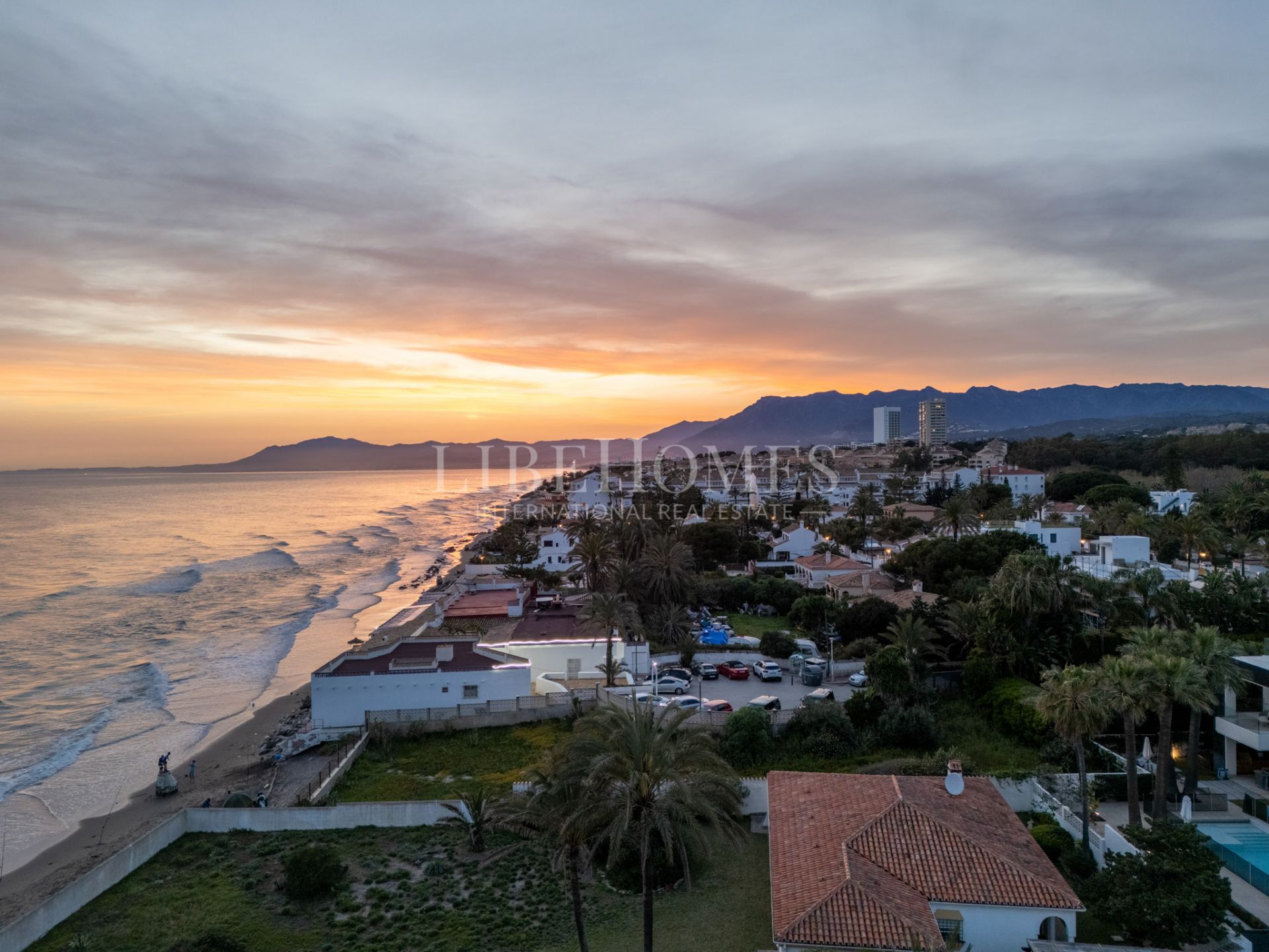 Вилла на продажу в Marbesa, Восточная Марбелья