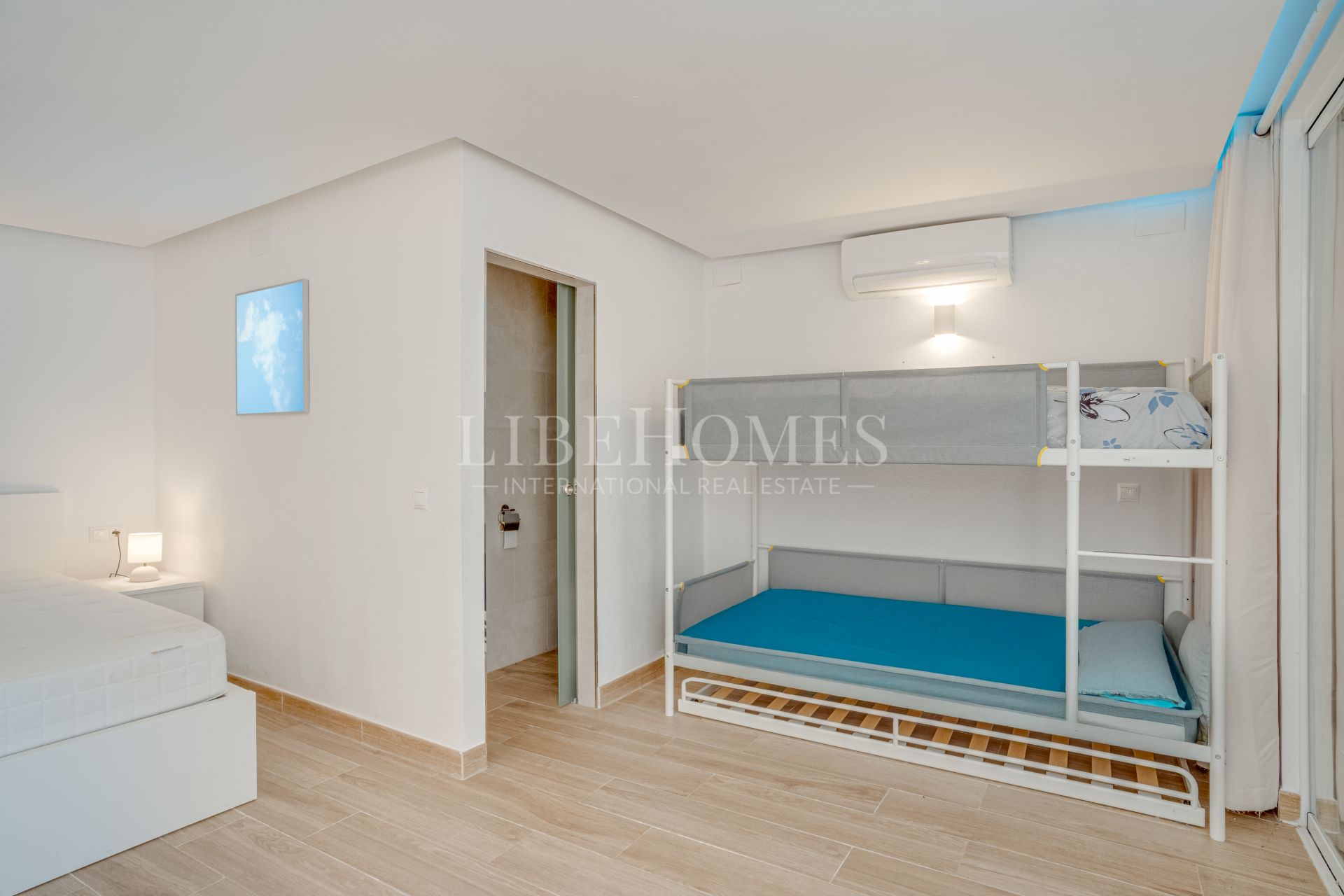 Eight bedroom villa with panoramic sea views in Elviria, Marbella