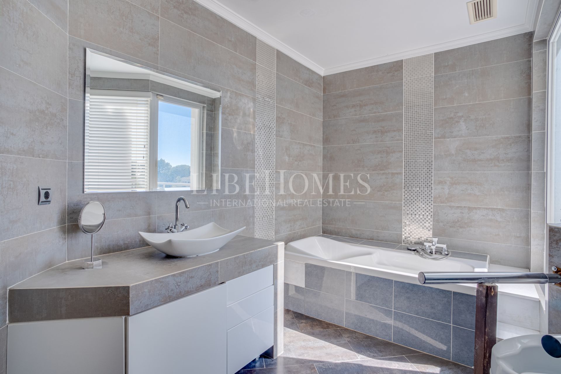 Eight bedroom villa with panoramic sea views in Elviria, Marbella