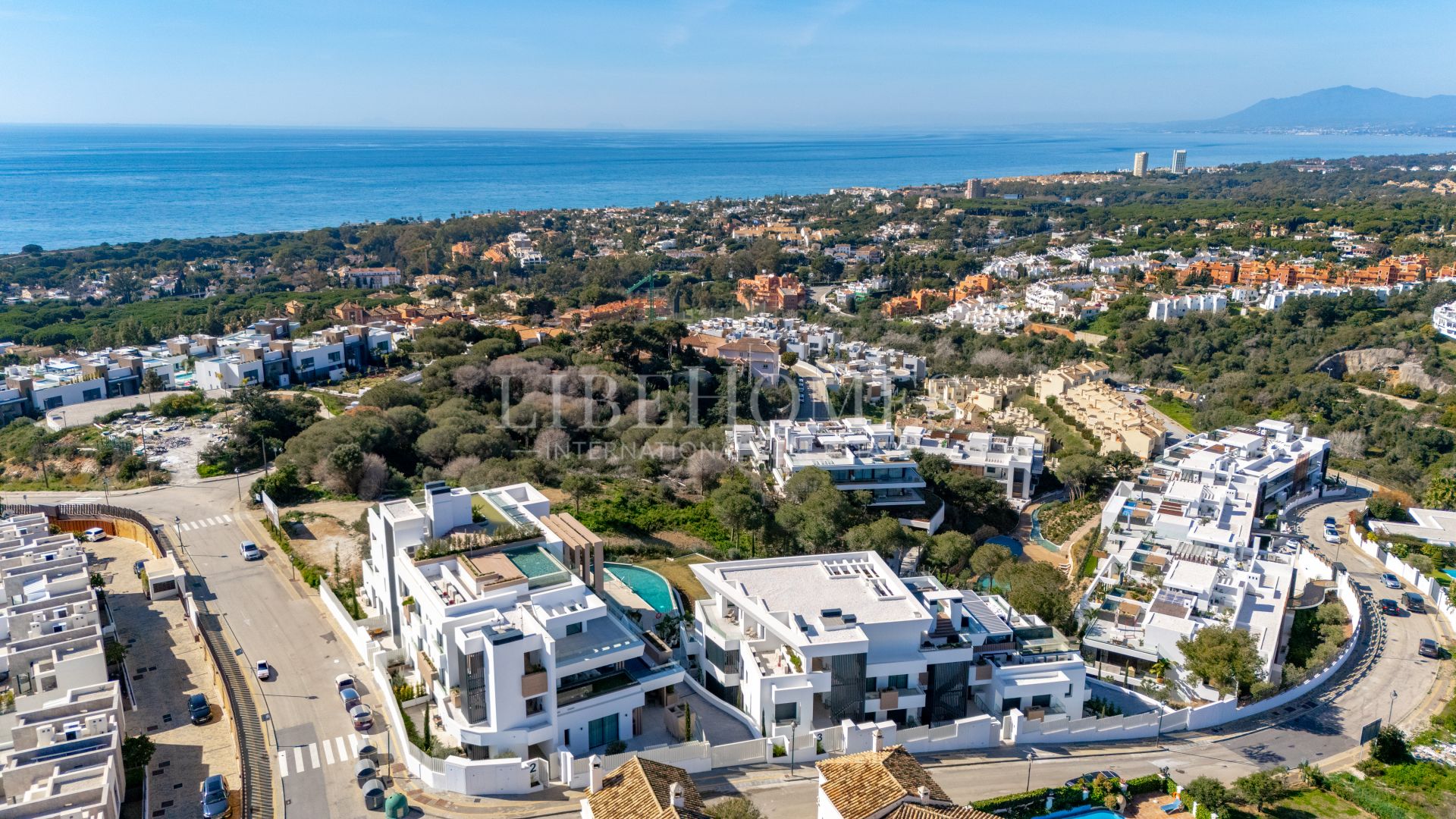 Apartment with sea views, residential complex in Cabopino, Marbella