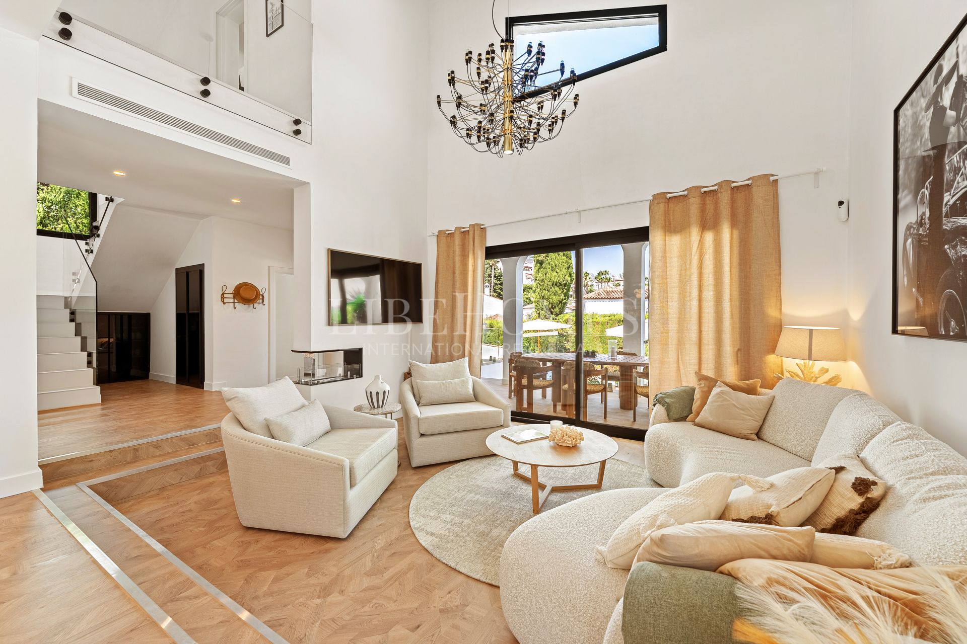 Вилла на продажу в Marbella Country Club, Новая Андалусия