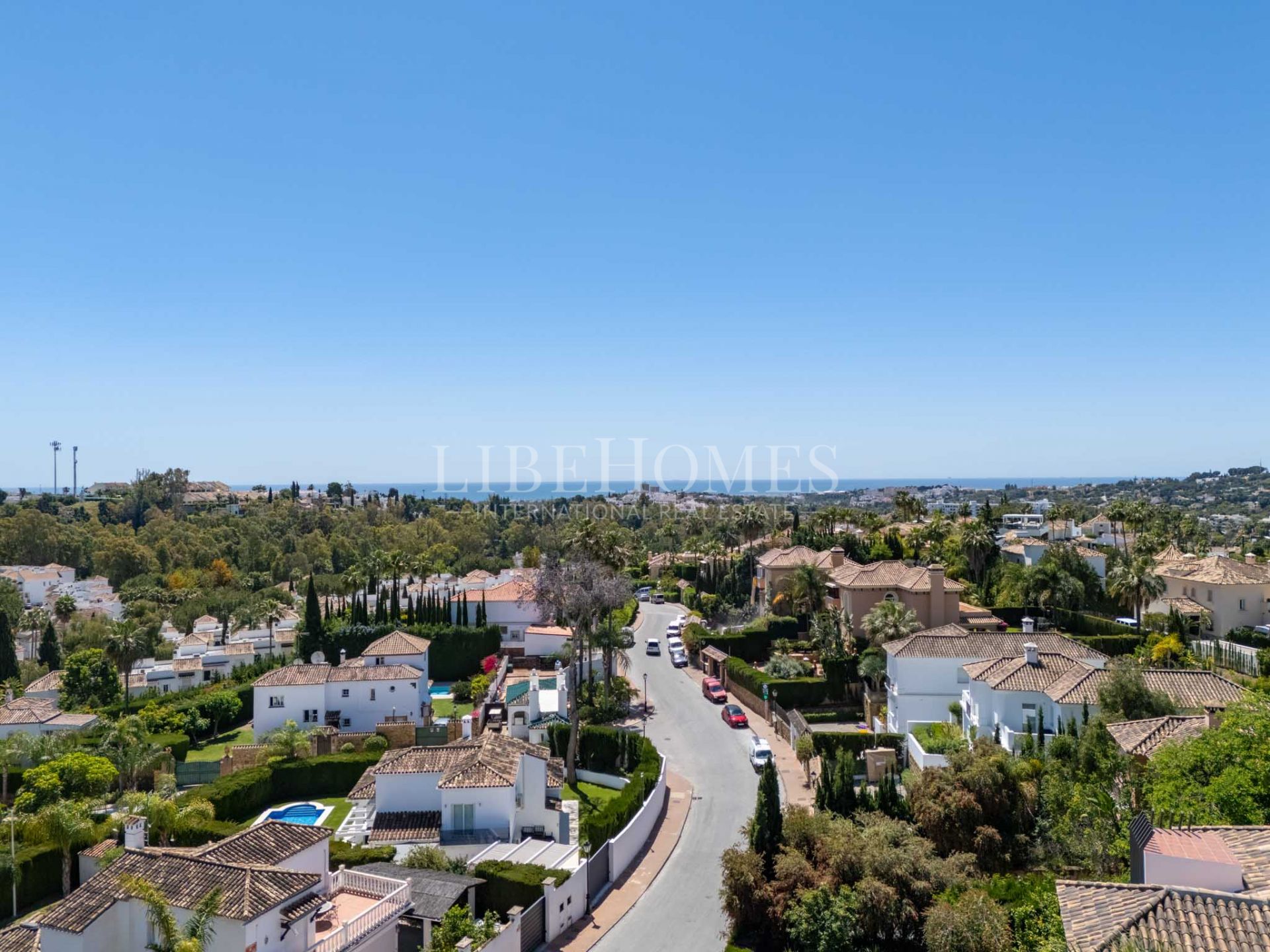 Вилла на продажу в Новая Андалусия