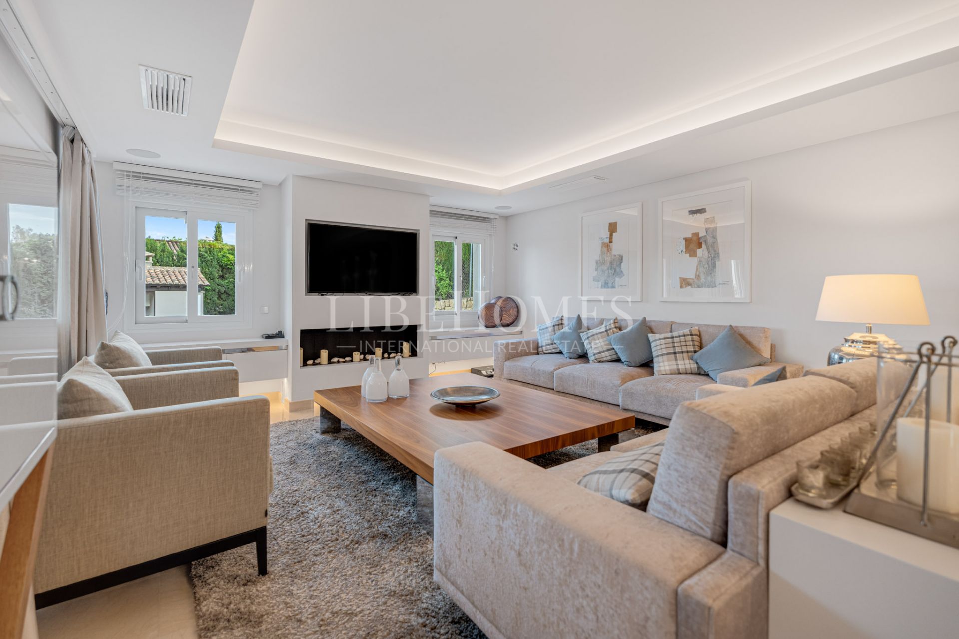 Вилла на продажу в Новая Андалусия