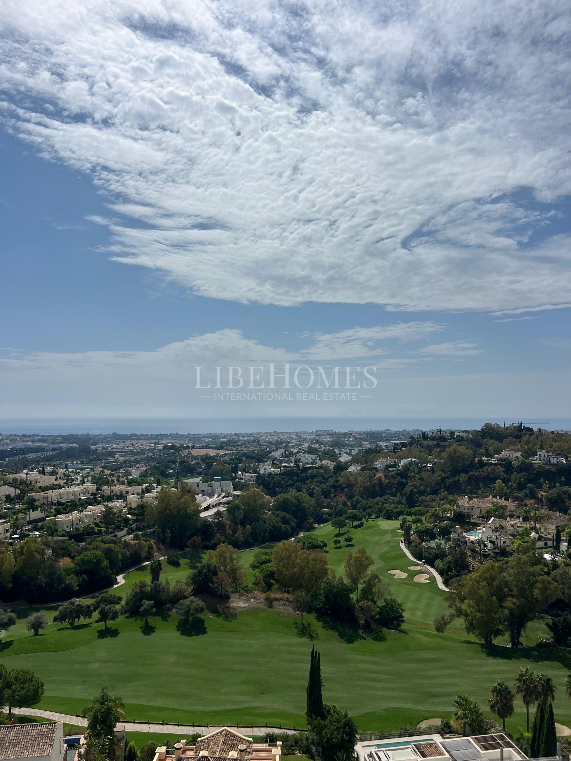 Newly built penthouse with panoramic sea views, La Quinta, Benahavis