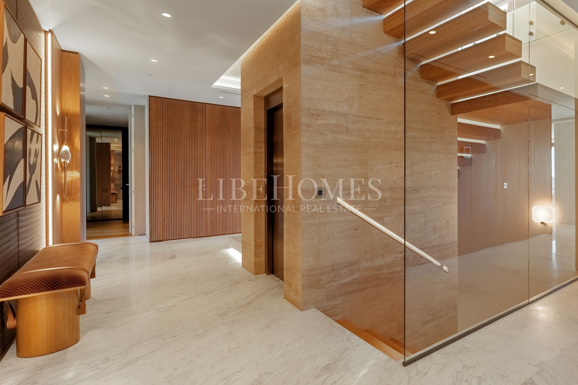 Ático dúplex en complejo de lujo en la Milla de Oro de Marbella