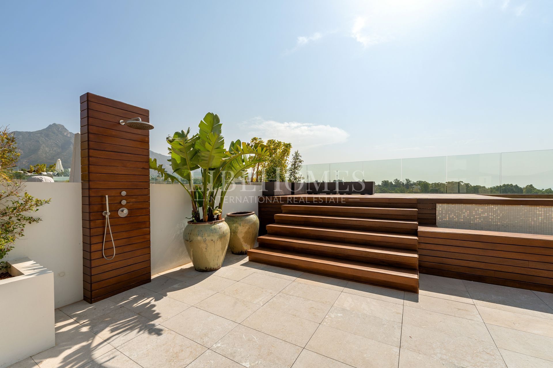 Ático dúplex en complejo de lujo en la Milla de Oro de Marbella