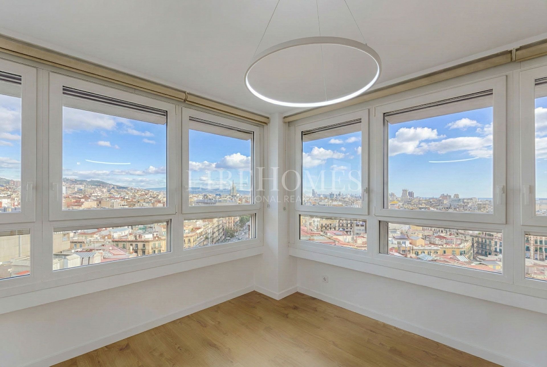 Appartement au centre de Barcelone, vue panoramique sur ville et mer