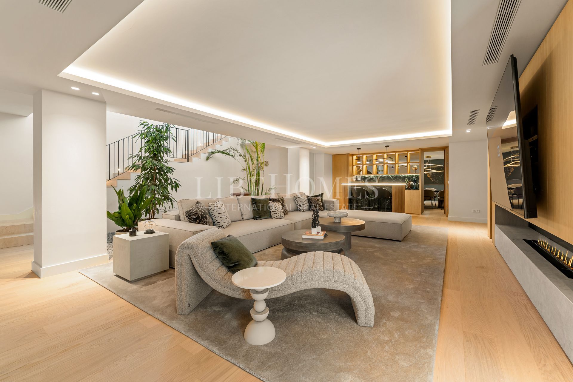 Spectacular new villa in Aloha Golf area, Nueva Andalucia, Marbella