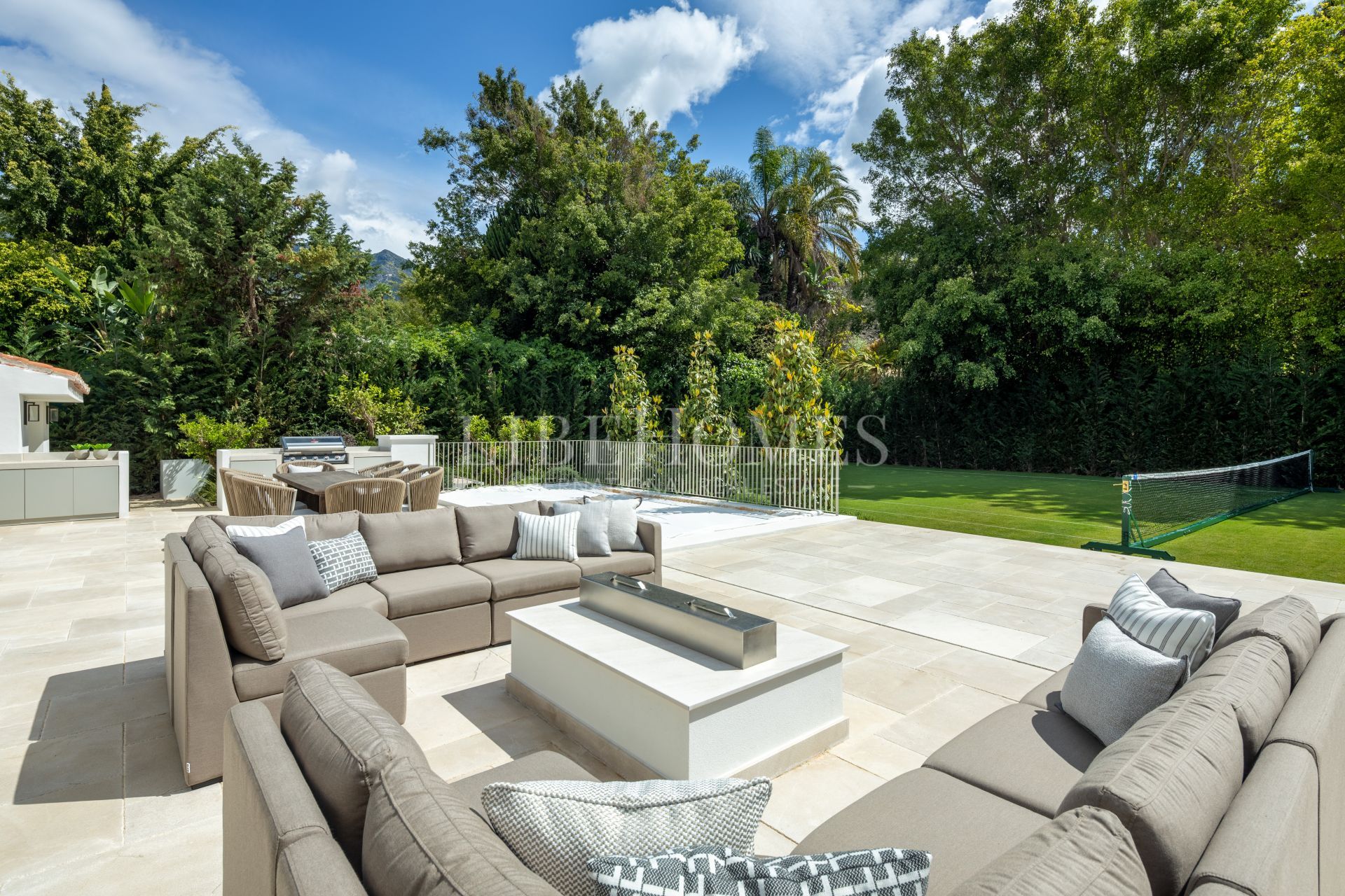 Villa de lujo a estrenar en Rocío de Nagüeles, Marbella Milla de Oro