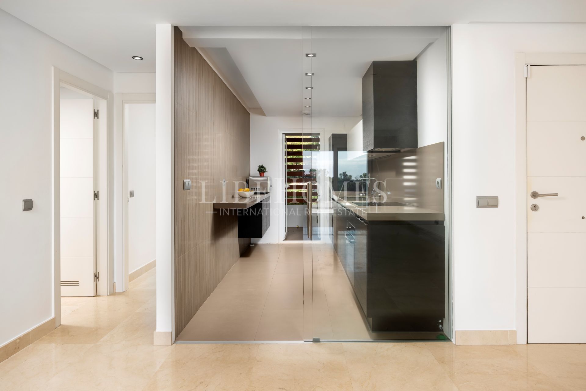 Appartement avec vue panoramique sur le golf à Los Arqueros, Benahavis