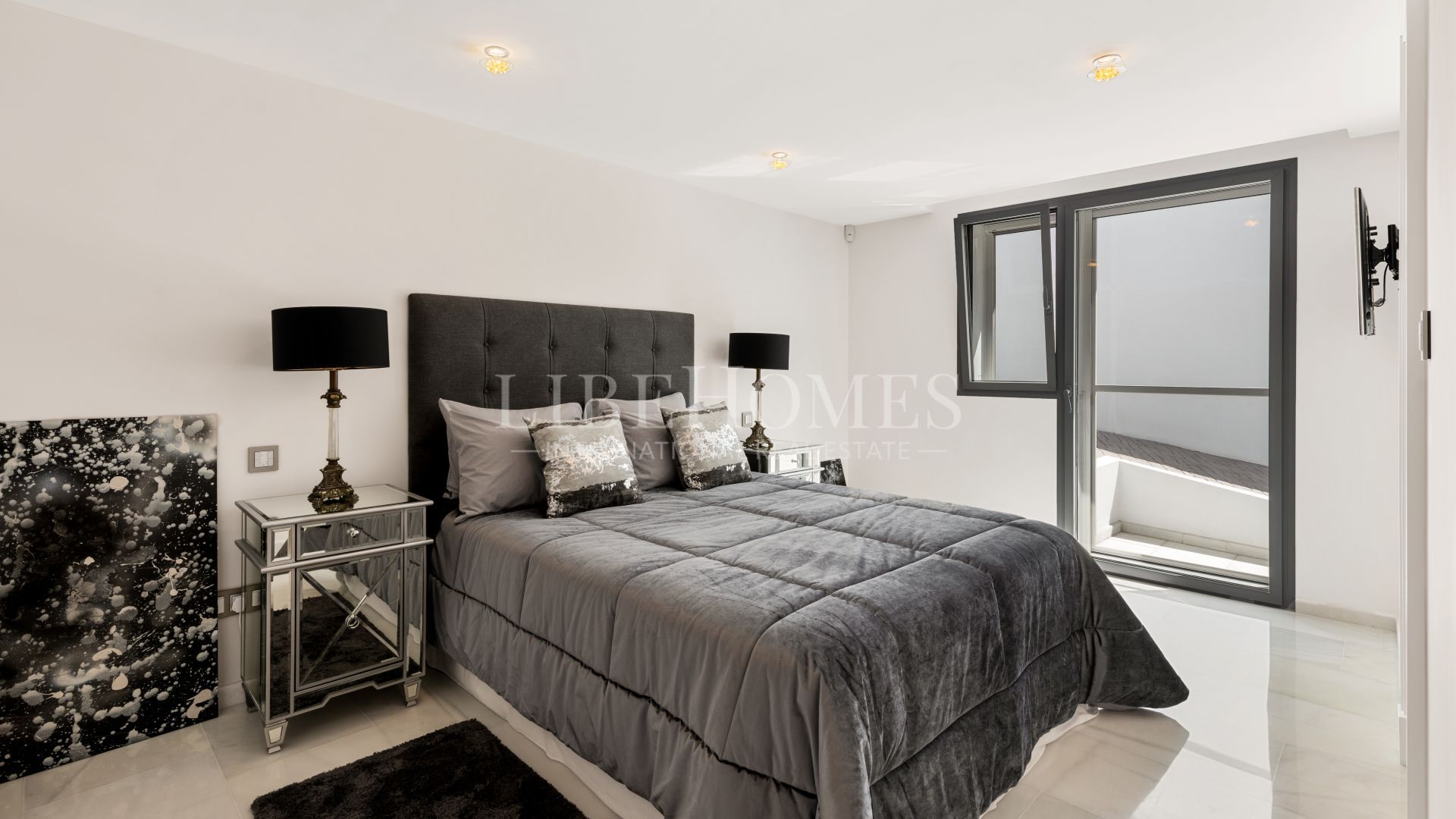 Elegante villa andaluza en La Cerquilla, Nueva Andalucía, Marbella