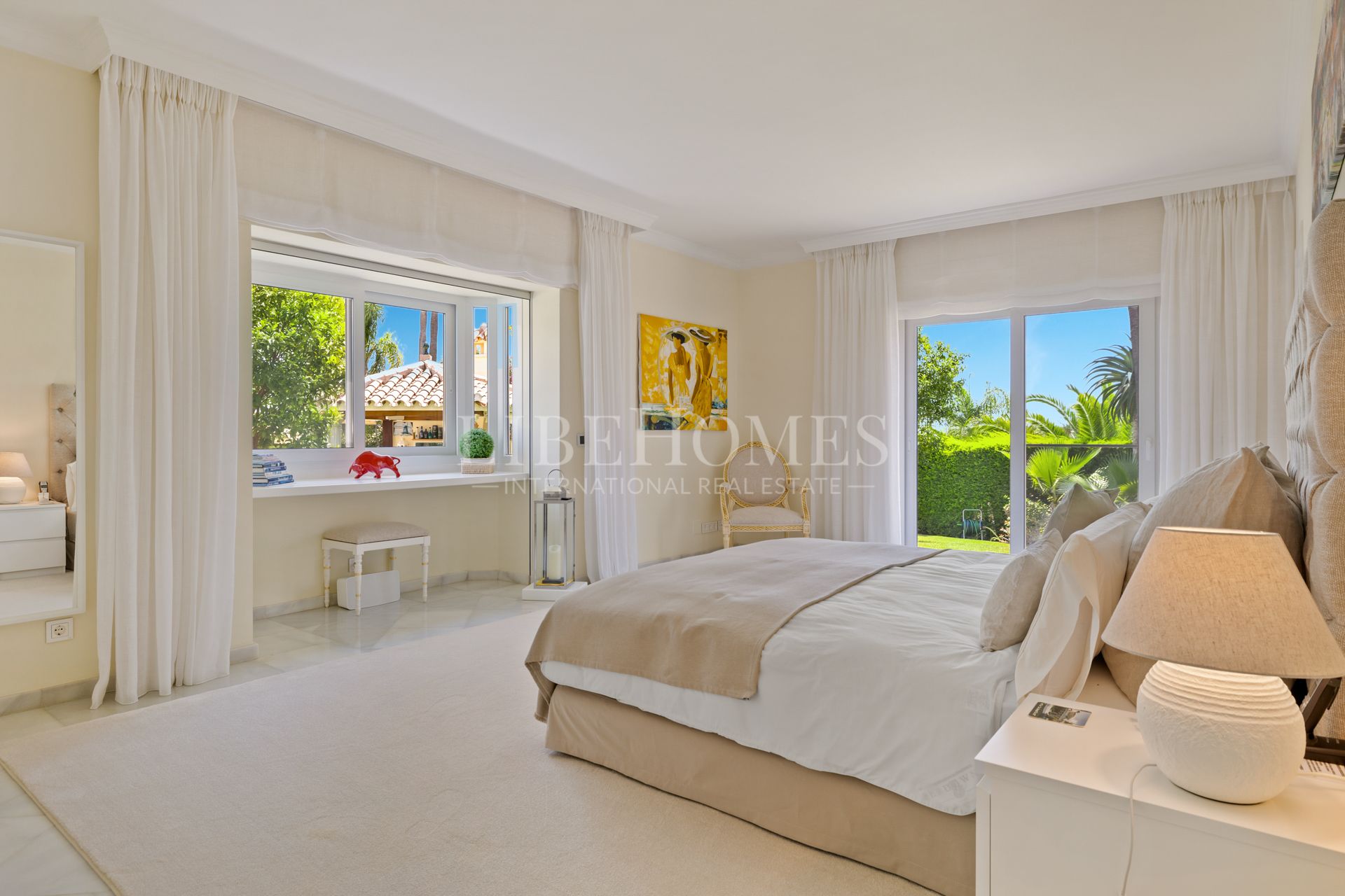 Villa totalement rénovée construite à La Cerquilla, Nueva Andalucia, Marbella