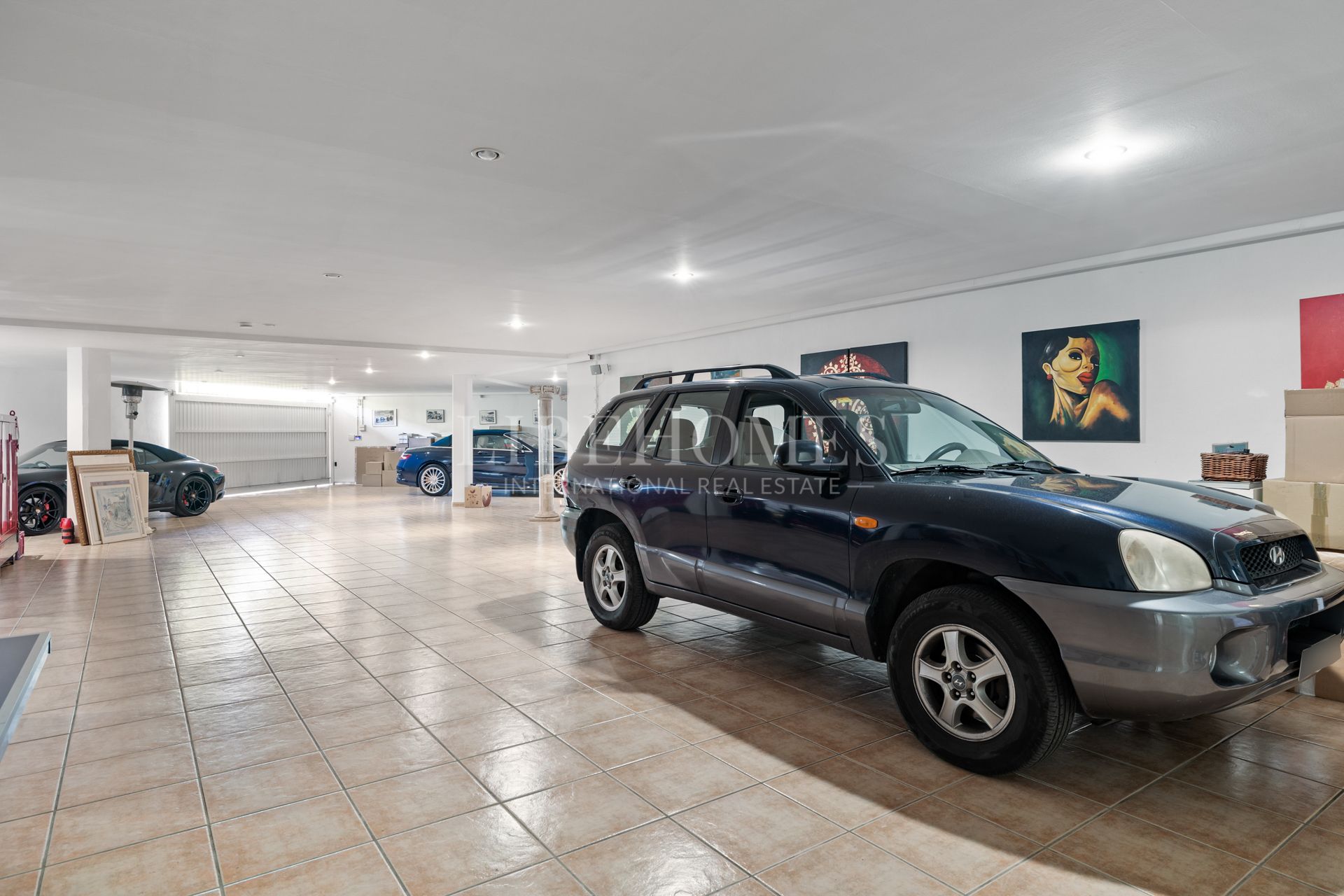 Villa totalement rénovée construite à La Cerquilla, Nueva Andalucia, Marbella