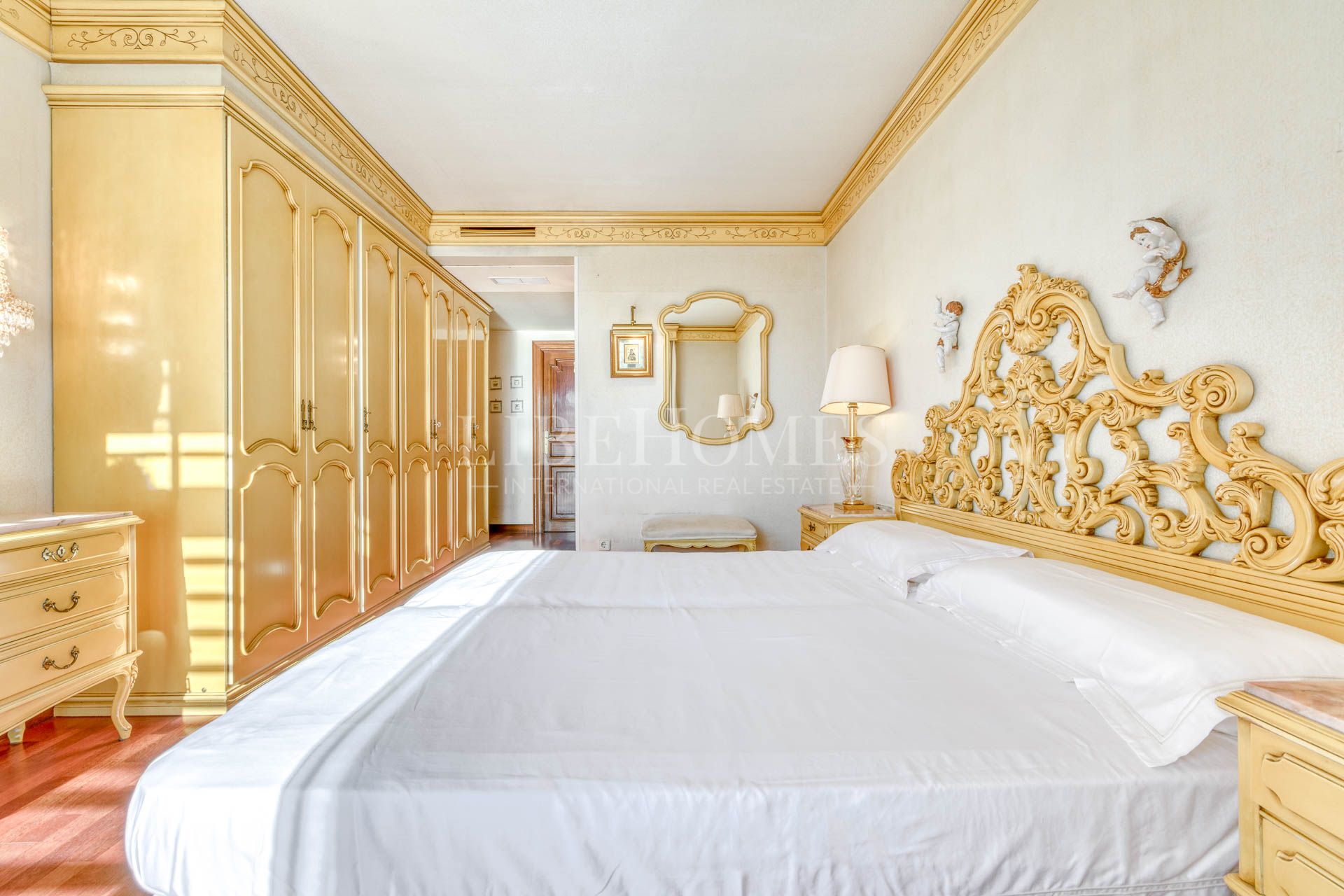 Demeure idéale pour investisseurs à Rosas, Costa Brava, près de la mer