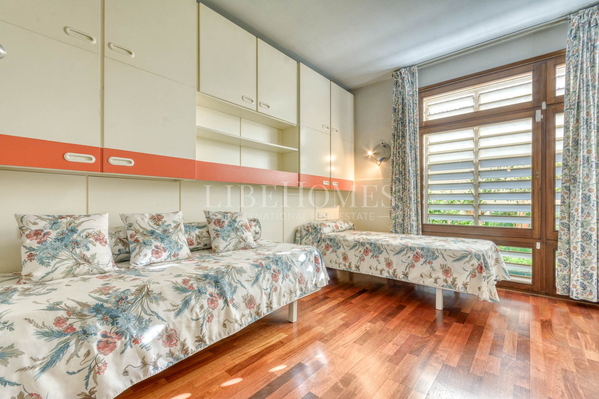 Demeure idéale pour investisseurs à Rosas, Costa Brava, près de la mer