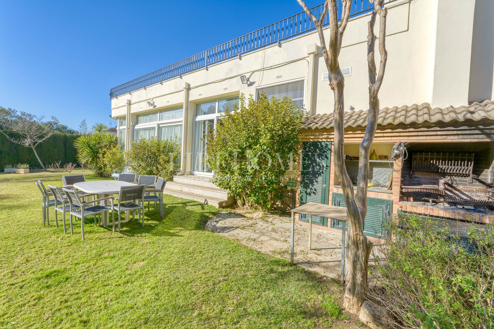 Demeure idéale pour investisseurs à Rosas, Costa Brava, près de la mer